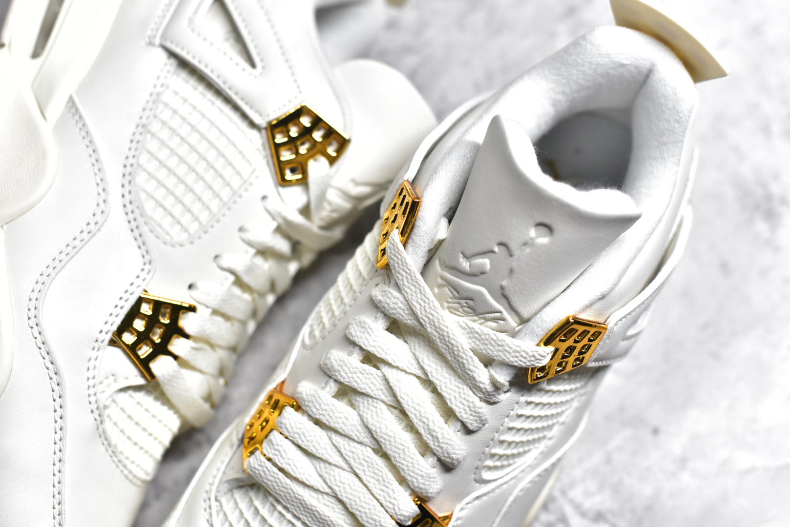 图片[9]-#NK Air Jordan 4 Retro代中帮复古休闲运动文化篮球鞋 采用原厂纳帕头层皮组合固色翻毛皮鞋面材质#TPU超Q弹网格材质#还原ZP细节#原厂流水成型工艺及拉帮注胶效果#全新底模,完美品相清洁度及喷漆效果❗货号：AQ9129 170 尺码：40.5 41 42 42.5 43 44 44.5 45 46-选品中心