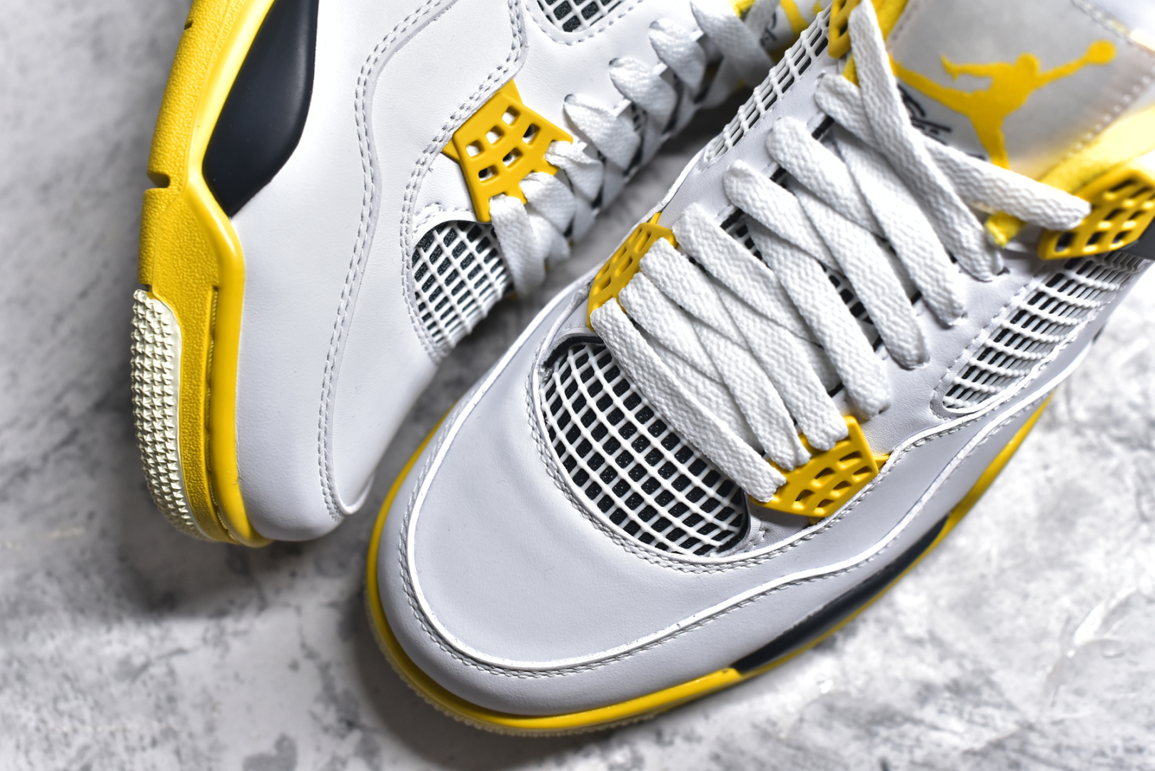 图片[8]-#NK Air Jordan 4 Retro代中帮复古休闲运动文化篮球鞋 采用原厂纳帕头层皮组合固色翻毛皮鞋面材质#TPU超Q弹网格材质#还原ZP细节#原厂流水成型工艺及拉帮注胶效果#全新底模,完美品相清洁度及喷漆效果❗货号：AQ9129 101 尺码：40.5 41 42 42.5 43 44 44.5 45 46-选品中心