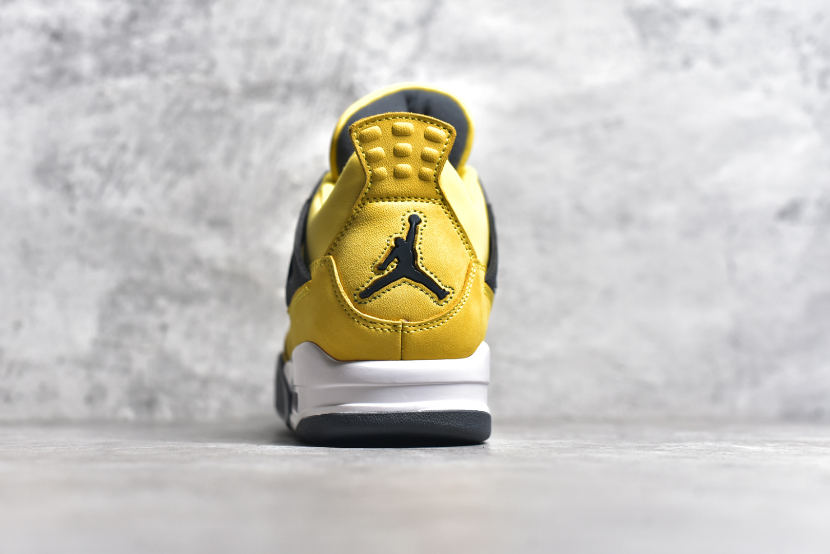 图片[5]-#NK Air Jordan 4 Retro代中帮复古休闲运动文化篮球鞋 采用原厂纳帕头层皮组合固色翻毛皮鞋面材质#TPU超Q弹网格材质#还原ZP细节#原厂流水成型工艺及拉帮注胶效果#全新底模,完美品相清洁度及喷漆效果❗货号：CT8527 700 尺码：40.5 41 42 42.5 43 44 44.5 45 46-选品中心