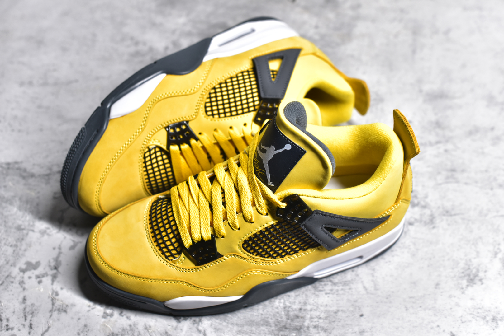 图片[7]-#NK Air Jordan 4 Retro代中帮复古休闲运动文化篮球鞋 采用原厂纳帕头层皮组合固色翻毛皮鞋面材质#TPU超Q弹网格材质#还原ZP细节#原厂流水成型工艺及拉帮注胶效果#全新底模,完美品相清洁度及喷漆效果❗货号：CT8527 700 尺码：40.5 41 42 42.5 43 44 44.5 45 46-选品中心