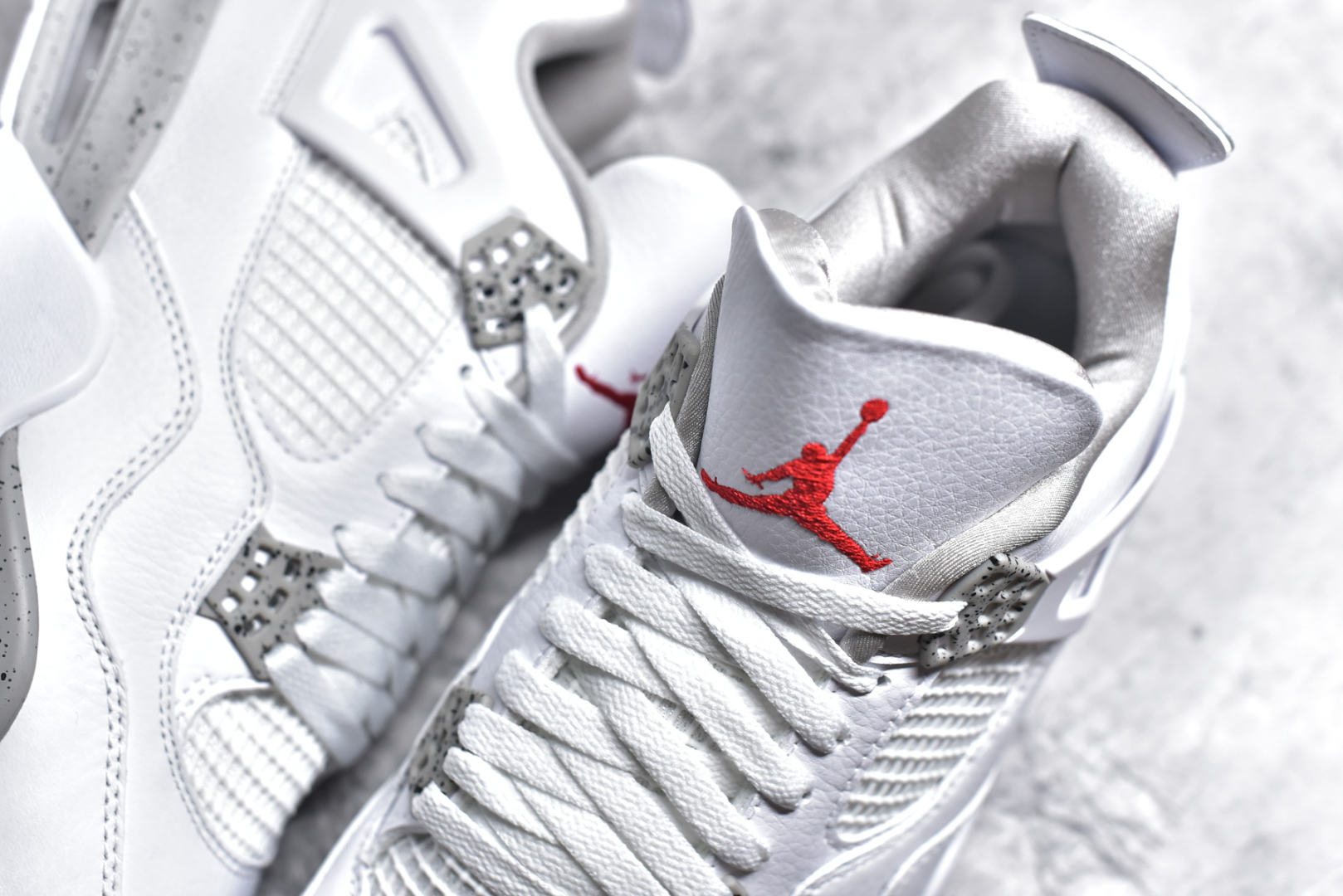 图片[9]-#NK Air Jordan 4 Retro代中帮复古休闲运动文化篮球鞋 采用原厂纳帕头层皮组合固色翻毛皮鞋面材质#TPU超Q弹网格材质#还原ZP细节#原厂流水成型工艺及拉帮注胶效果#全新底模,完美品相清洁度及喷漆效果❗货号：CT8527 100 尺码：40.5 41 42 42.5 43 44 44.5 45 46-选品中心