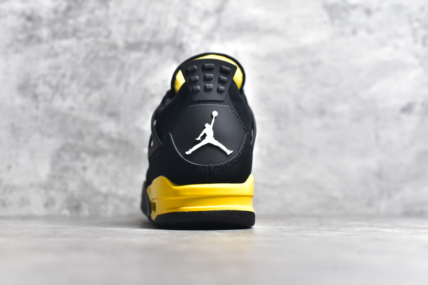 图片[5]-#NK Air Jordan 4 Retro代中帮复古休闲运动文化篮球鞋 采用原厂纳帕头层皮组合固色翻毛皮鞋面材质#TPU超Q弹网格材质#还原ZP细节#原厂流水成型工艺及拉帮注胶效果#全新底模,完美品相清洁度及喷漆效果❗货号：DH6927 017 尺码：40.5 41 42 42.5 43 44 44.5 45 46-选品中心