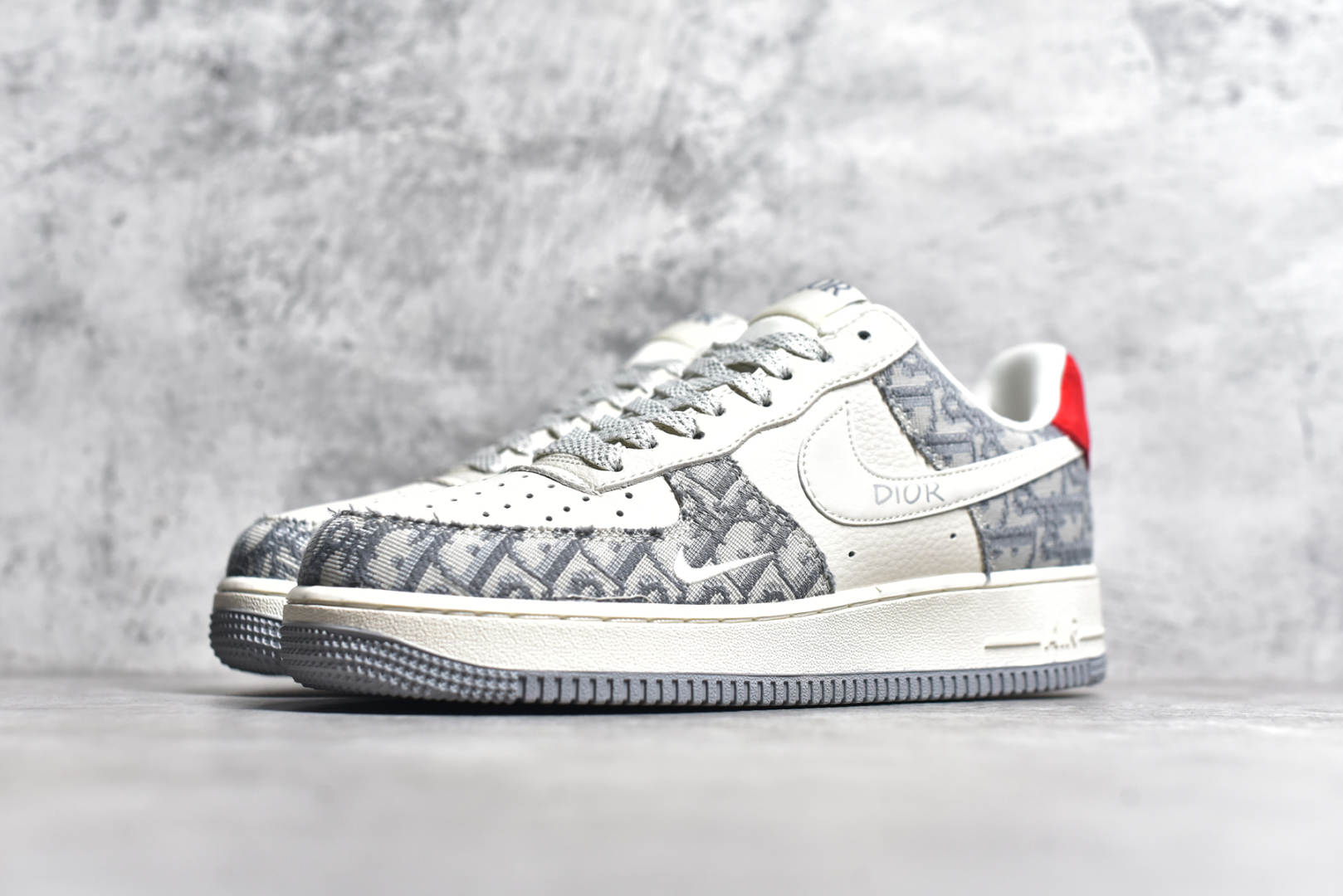 图片[2]-#NK Air Force 1\’07 Low 迪奥联名-灰花纹 空军一号 低帮休闲板鞋 DF0188-021 #原楦头原纸板 原装鞋盒 定制五金配件 内置全掌气垫 原厂鞋底 尺码：36 36.5 37.5 38 38.5 39 40 40.5 41 42 42.5 43 44 44.5 45-选品中心