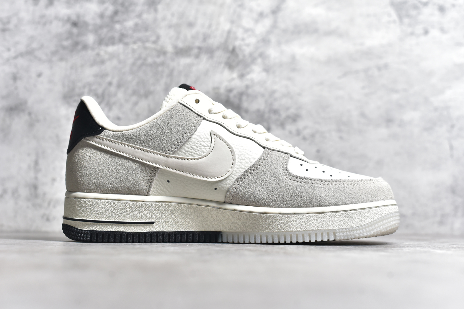 图片[3]-#NK Air Force 1\’07 Low Supreme联名-米灰织布标 空军一号低帮休闲板鞋 CH6336-517 #原楦头原纸板 原装鞋盒 定制五金配件 内置全掌气垫 原厂鞋底 尺码：36 36.5 37.5 38 38.5 39 40 40.5 41 42 42.5 43 44 44.5 45-选品中心