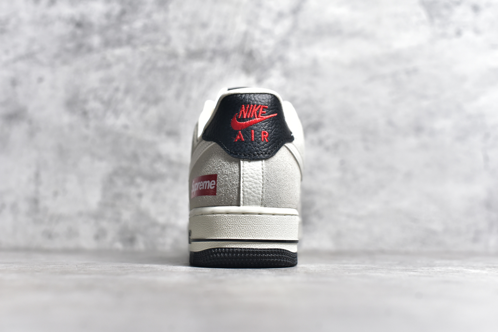 图片[5]-#NK Air Force 1\’07 Low Supreme联名-米灰织布标 空军一号低帮休闲板鞋 CH6336-517 #原楦头原纸板 原装鞋盒 定制五金配件 内置全掌气垫 原厂鞋底 尺码：36 36.5 37.5 38 38.5 39 40 40.5 41 42 42.5 43 44 44.5 45-选品中心