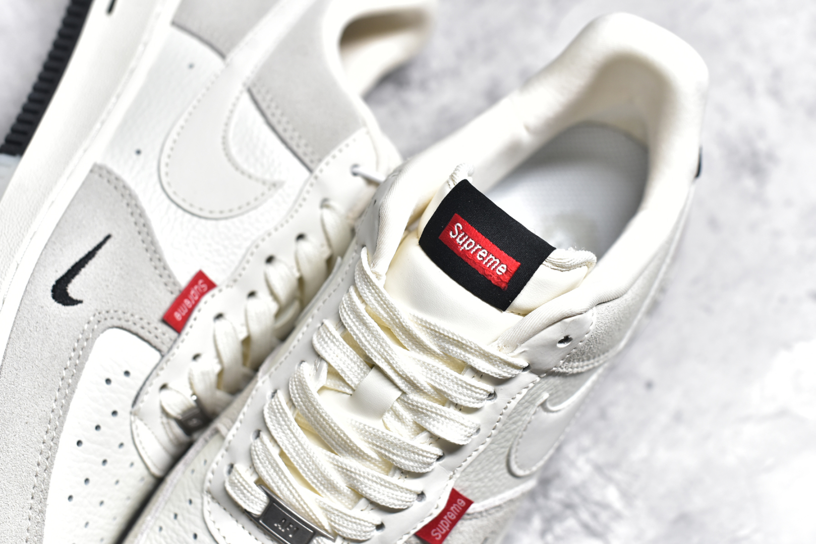 图片[9]-#NK Air Force 1\’07 Low Supreme联名-米灰织布标 空军一号低帮休闲板鞋 CH6336-517 #原楦头原纸板 原装鞋盒 定制五金配件 内置全掌气垫 原厂鞋底 尺码：36 36.5 37.5 38 38.5 39 40 40.5 41 42 42.5 43 44 44.5 45-选品中心