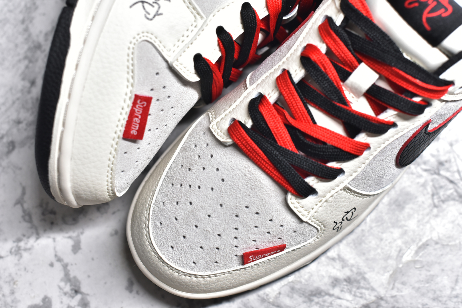 图片[8]-#NK SB Dunk Low 蛇年系列-黑蛇皮黑勾 周年高端定制 低帮休闲板鞋 DM6868-012 #定制鞋盒 大厂纯原品质出货 超高清洁度 皮料切割干净无任何毛边 细节完美 尺码：36 36.5 37.5 38 38.5 39 40 40.5 41 42 42.5 43 44 44.5 45-选品中心