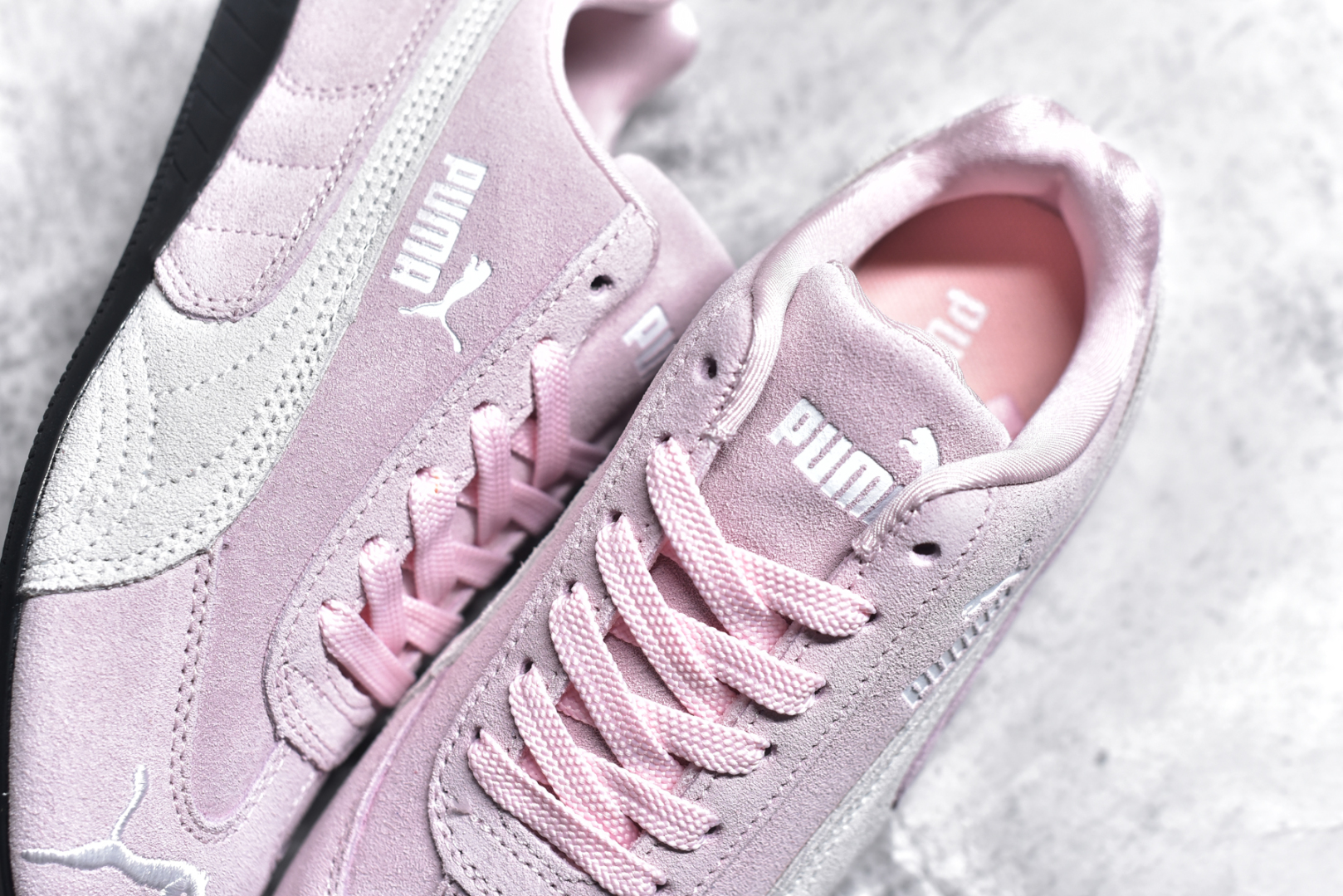 图片[9]-#彪马二代 Puma Palermo OG 复古单品 彪马 防滑耐磨低帮德训板鞋 孔眼底座和脚趾凸起由绒面革材料制成 支持侧踏时的踏步工作 脚背和侧板采用尼龙网布 即使在健身房等使用环境中也能确保透气性 像吸盘一样的设计是为了提高体育馆表面的抓地力性能 尺码： 36 36.5 37.5 38 38.5 39 40 40.5 41 42 42.5 43 44 45-选品中心