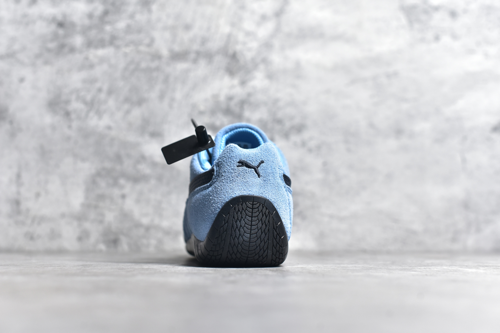 图片[5]-#彪马二代 Puma Palermo OG 复古单品 彪马 防滑耐磨低帮德训板鞋 孔眼底座和脚趾凸起由绒面革材料制成 支持侧踏时的踏步工作 脚背和侧板采用尼龙网布 即使在健身房等使用环境中也能确保透气性 像吸盘一样的设计是为了提高体育馆表面的抓地力性能 尺码： 36 36.5 37.5 38 38.5 39 40 40.5 41 42 42.5 43 44 45-选品中心