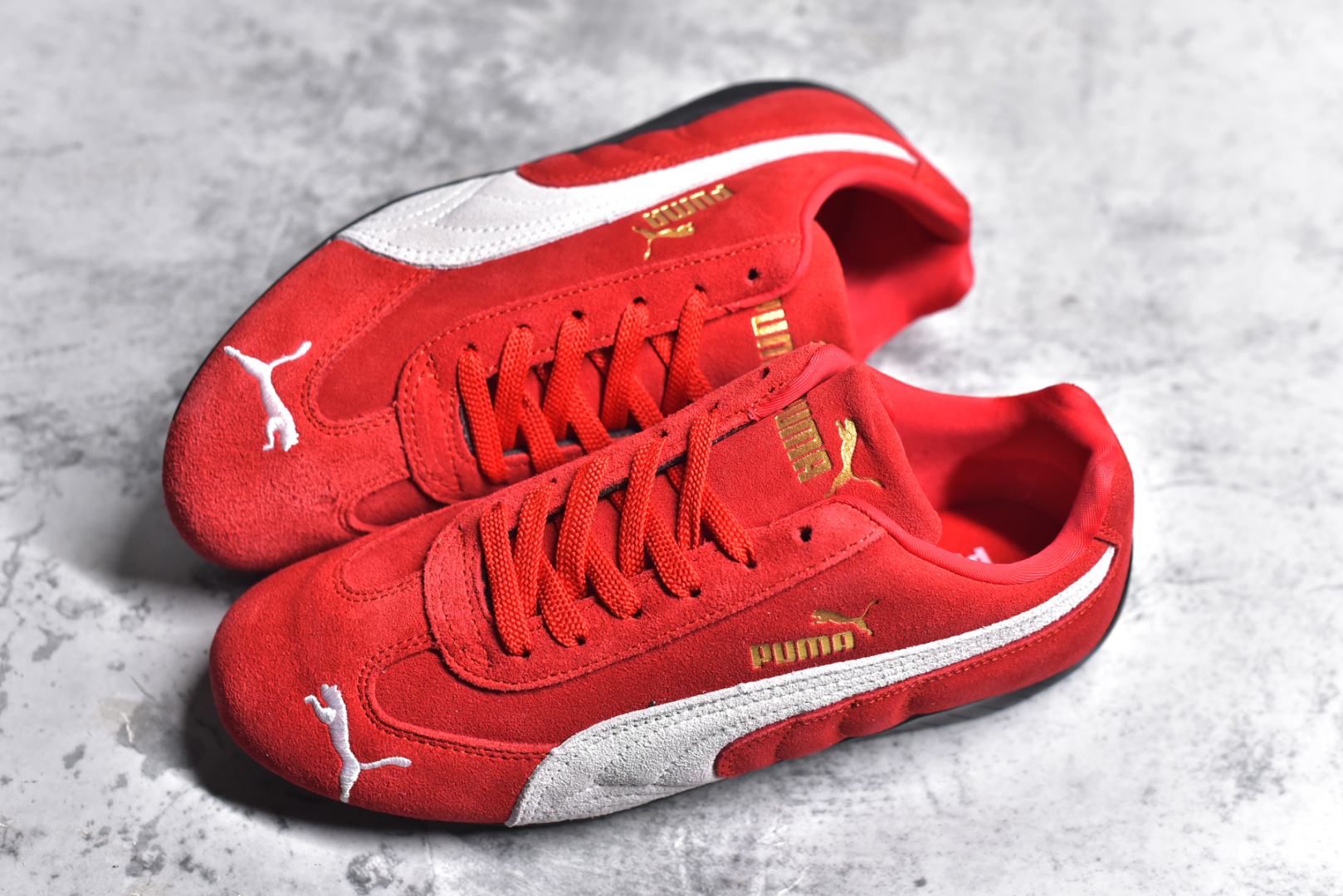 图片[7]-#彪马二代 Puma Palermo OG 复古单品 彪马 防滑耐磨低帮德训板鞋 孔眼底座和脚趾凸起由绒面革材料制成 支持侧踏时的踏步工作 脚背和侧板采用尼龙网布 即使在健身房等使用环境中也能确保透气性 像吸盘一样的设计是为了提高体育馆表面的抓地力性能 尺码： 36 36.5 37.5 38 38.5 39 40 40.5 41 42 42.5 43 44 45-选品中心