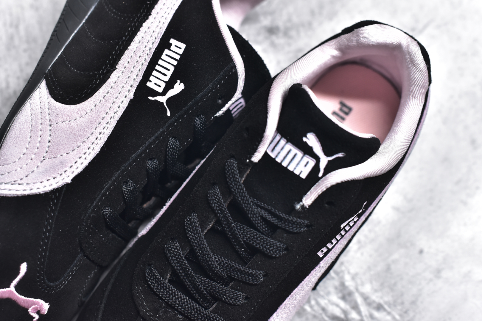 图片[9]-#彪马二代 Puma Palermo OG 复古单品 彪马 防滑耐磨低帮德训板鞋 孔眼底座和脚趾凸起由绒面革材料制成 支持侧踏时的踏步工作 脚背和侧板采用尼龙网布 即使在健身房等使用环境中也能确保透气性 像吸盘一样的设计是为了提高体育馆表面的抓地力性能 尺码： 36 36.5 37.5 38 38.5 39 40 40.5 41 42 42.5 43 44 45-选品中心