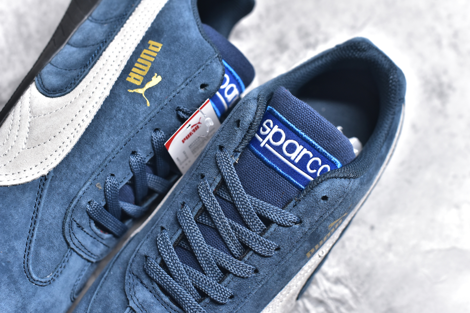 图片[9]-#彪马二代 Puma Palermo OG 复古单品 彪马 防滑耐磨低帮德训板鞋 孔眼底座和脚趾凸起由绒面革材料制成 支持侧踏时的踏步工作 脚背和侧板采用尼龙网布 即使在健身房等使用环境中也能确保透气性 像吸盘一样的设计是为了提高体育馆表面的抓地力性能 尺码： 36 36.5 37.5 38 38.5 39 40 40.5 41 42 42.5 43 44 45-选品中心