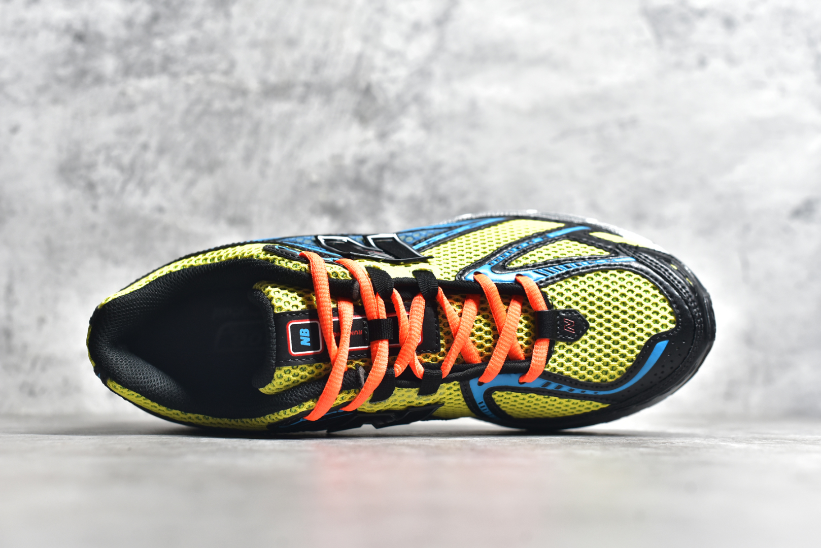 图片[4]-#New Balance 1906系列复古老爹风休闲运动慢跑鞋 #采用轻质牛剖革拼接透气网眼衬垫织物鞋面材质 T-Beam大底提供足步弓支撑，保持步态稳定 后跟搭载外露缓震胶 货号：M1906RDS 尺码：36 37 37.5 38 38.5 39 40 40.5 41 42 42.5 43 44 44.5 45-选品中心