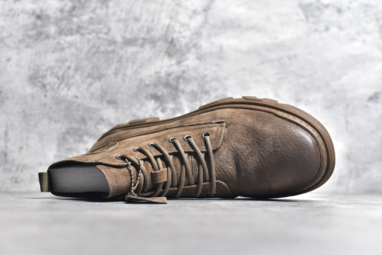 图片[4]-#Timberland添柏岚/天伯伦户外中帮休闲大黄靴系列 广东大厂品质 原盒原包装 面料采用意大利🇮🇹顶级磨砂细纹牛皮 搭配防臭防腐真皮乳胶鞋垫 给您完美的穿着体验 质量考究耐穿 型男必备 专治不帅 高品质脚感一流 尺码：39 40 41 42 43 44（皮鞋码）-选品中心