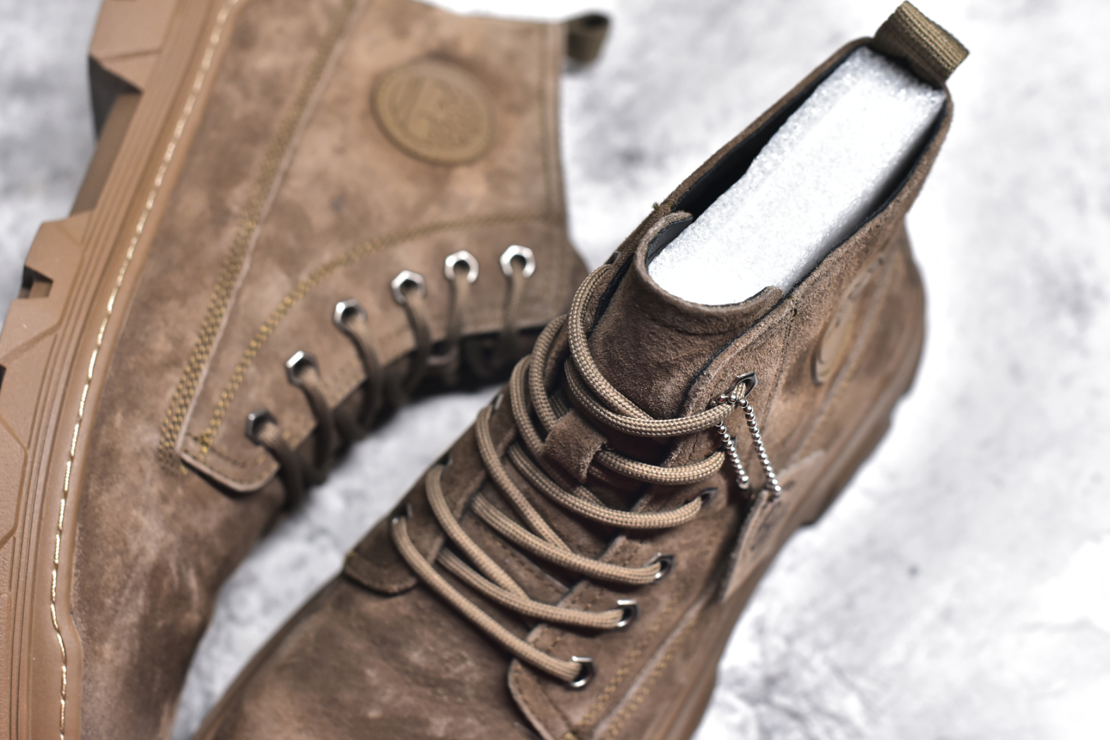 图片[9]-#Timberland添柏岚/天伯伦户外中帮休闲大黄靴系列 广东大厂品质 原盒原包装 面料采用意大利🇮🇹顶级磨砂细纹牛皮 搭配防臭防腐真皮乳胶鞋垫 给您完美的穿着体验 质量考究耐穿 型男必备 专治不帅 高品质脚感一流 尺码：39 40 41 42 43 44（皮鞋码）-选品中心