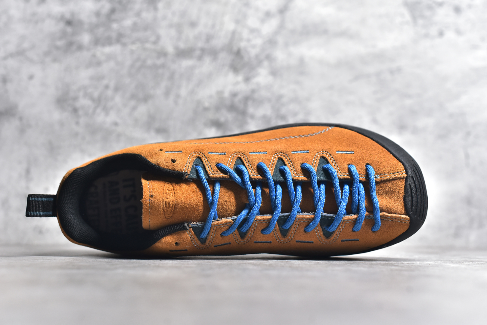 图片[4]-#Keen Jasper Rocks SP 美国人气户外品牌-科恩贾斯珀都市系列复古低帮系带户外风露营徒步登山运动训练鞋 原楦型开发纸版 采用固色翻毛皮鞋面材质 内嵌高密度EVA发泡缓震脚垫 外置一体式包裹防滑防剐蹭耐磨橡胶大底 向经典的90年代致敬 山系神级鞋履 尺码：35 36 37 38 39 40 41 42 43 44 45-选品中心