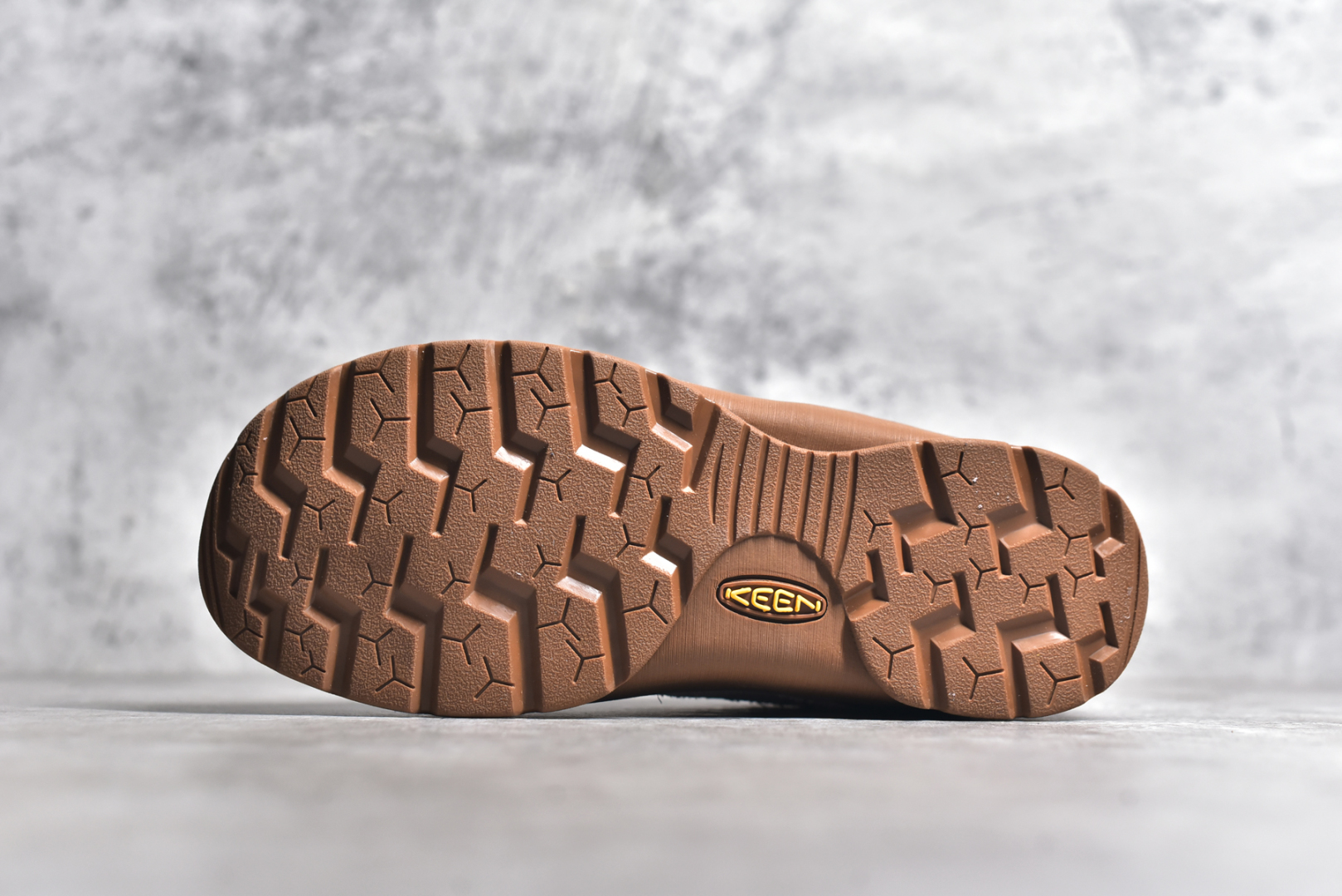 图片[6]-#Keen Jasper Rocks SP 美国人气户外品牌-科恩贾斯珀都市系列复古低帮系带户外风露营徒步登山运动训练鞋 原楦型开发纸版 采用固色翻毛皮鞋面材质 内嵌高密度EVA发泡缓震脚垫 外置一体式包裹防滑防剐蹭耐磨橡胶大底 向经典的90年代致敬 山系神级鞋履 尺码：35 36 37 38 39 40 41 42 43 44 45-选品中心