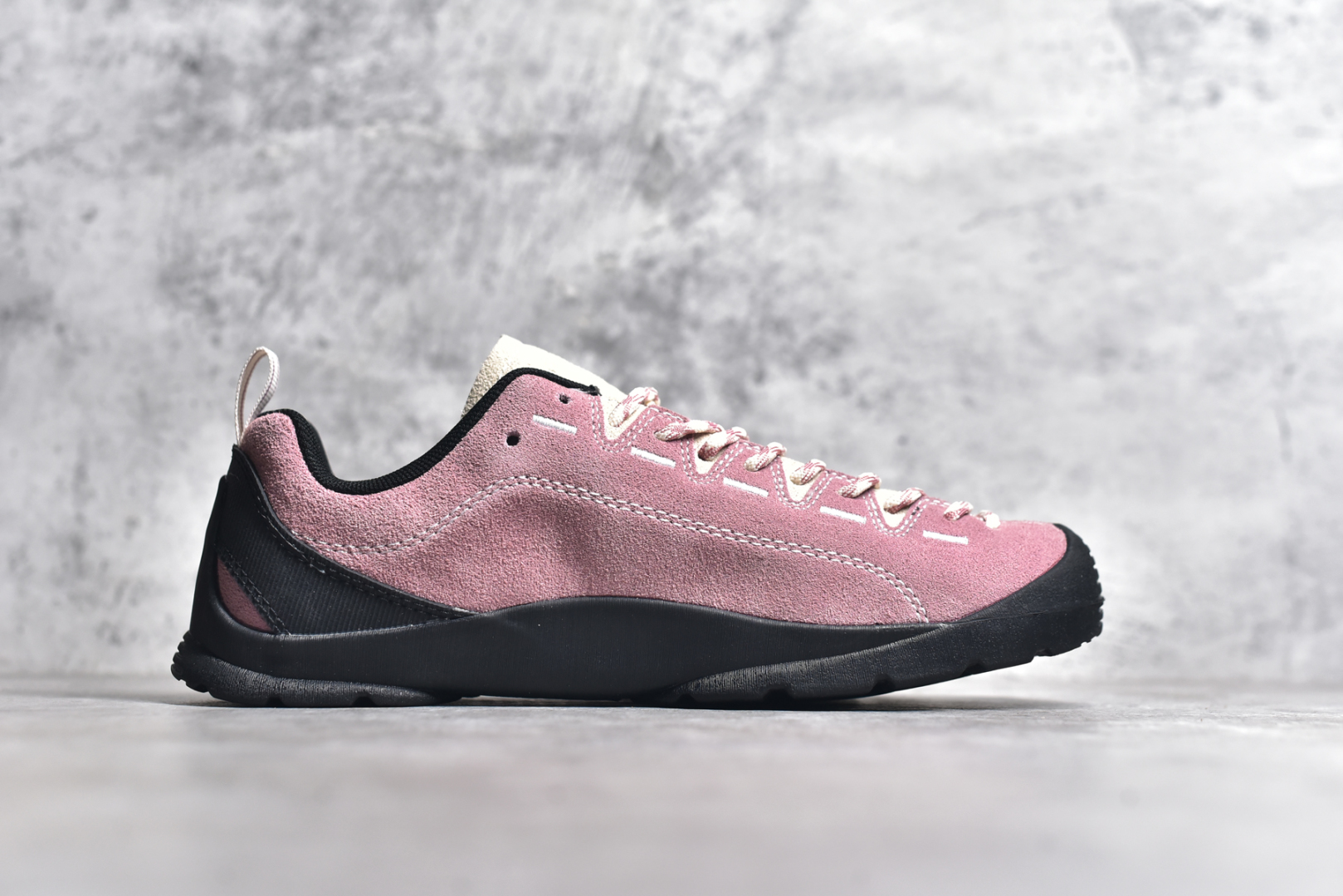 图片[3]-#Keen Jasper Rocks SP 美国人气户外品牌-科恩贾斯珀都市系列复古低帮系带户外风露营徒步登山运动训练鞋 原楦型开发纸版 采用固色翻毛皮鞋面材质 内嵌高密度EVA发泡缓震脚垫 外置一体式包裹防滑防剐蹭耐磨橡胶大底 向经典的90年代致敬 山系神级鞋履 尺码：35 36 37 38 39 40 41 42 43 44 45-选品中心