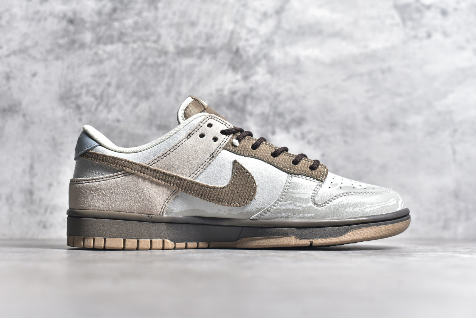 图片[3]-#NK SB Dunk Low 开拓者计划 木星黑灰 纯原大厂出品 极力推荐 原装头层材料 独家版型蒸餾加工 帶來的是更好的视觉和脚感体验 大厂纯原品质出货 清洁度 电绣工艺 皮料切割干净无任何毛边 细节完美 货号： HQ1175 240 尺码：35.5 36 36.5 37.5 38 38.5 39 40 40.5 41 42 42.5 43 44 44.5 45 46-选品中心