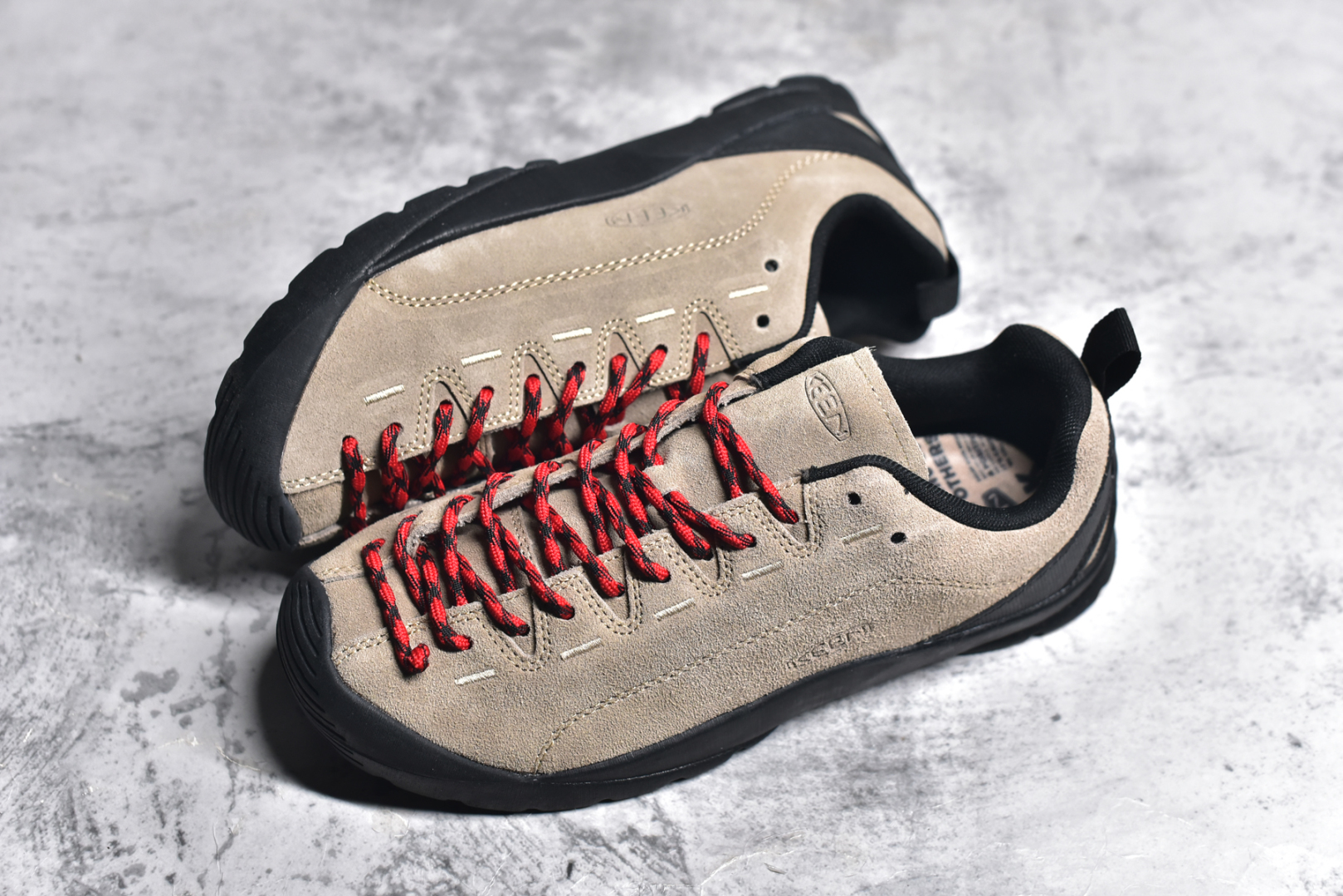 图片[7]-#Keen Jasper Rocks SP 美国人气户外品牌-科恩贾斯珀都市系列复古低帮系带户外风露营徒步登山运动训练鞋 原楦型开发纸版 采用固色翻毛皮鞋面材质 内嵌高密度EVA发泡缓震脚垫 外置一体式包裹防滑防剐蹭耐磨橡胶大底 向经典的90年代致敬 山系神级鞋履 尺码：35 36 37 38 39 40 41 42 43 44 45-选品中心