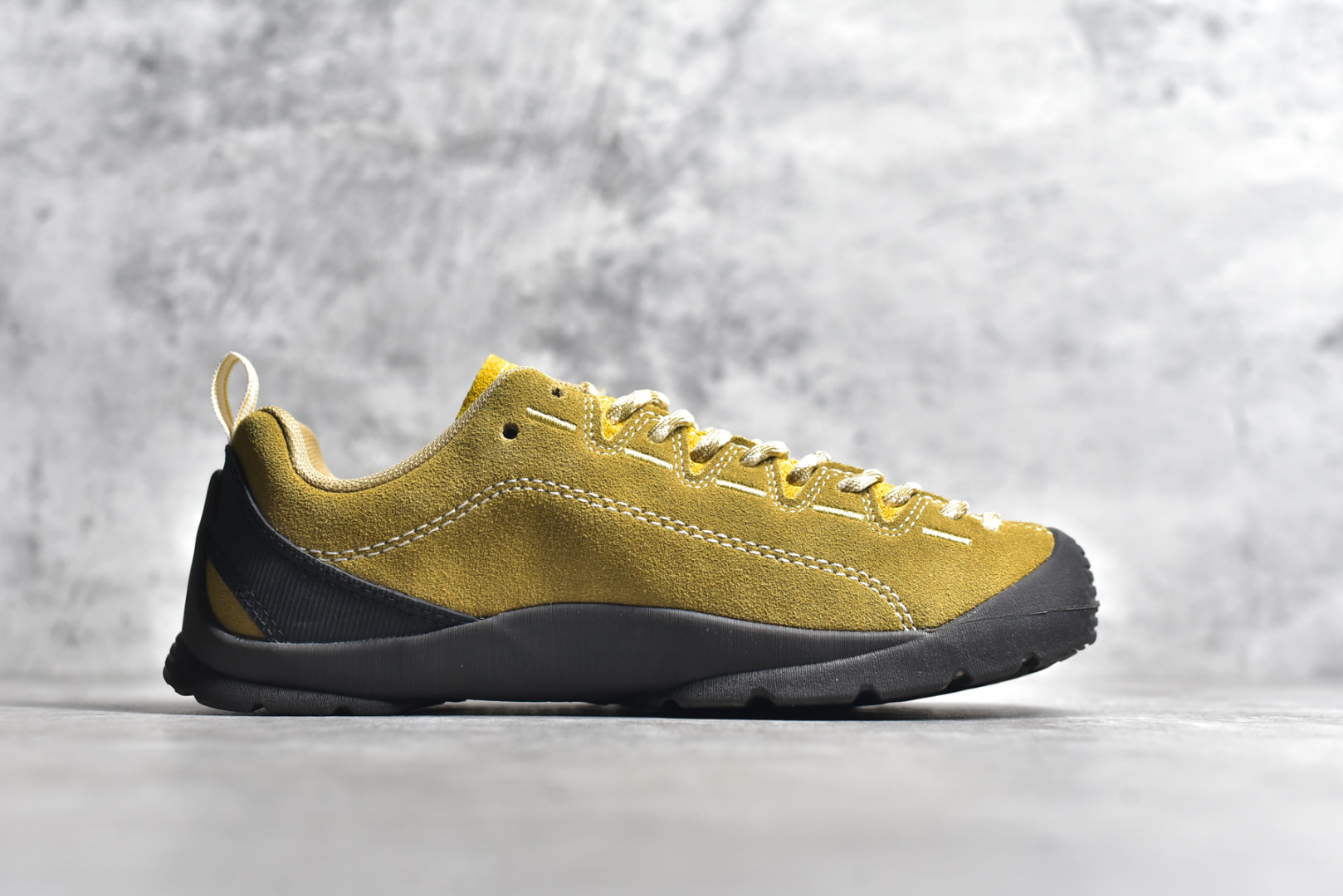 图片[3]-#Keen Jasper Rocks SP 美国人气户外品牌-科恩贾斯珀都市系列复古低帮系带户外风露营徒步登山运动训练鞋 原楦型开发纸版 采用固色翻毛皮鞋面材质 内嵌高密度EVA发泡缓震脚垫 外置一体式包裹防滑防剐蹭耐磨橡胶大底 向经典的90年代致敬 山系神级鞋履 尺码：35 36 37 38 39 40 41 42 43 44-选品中心