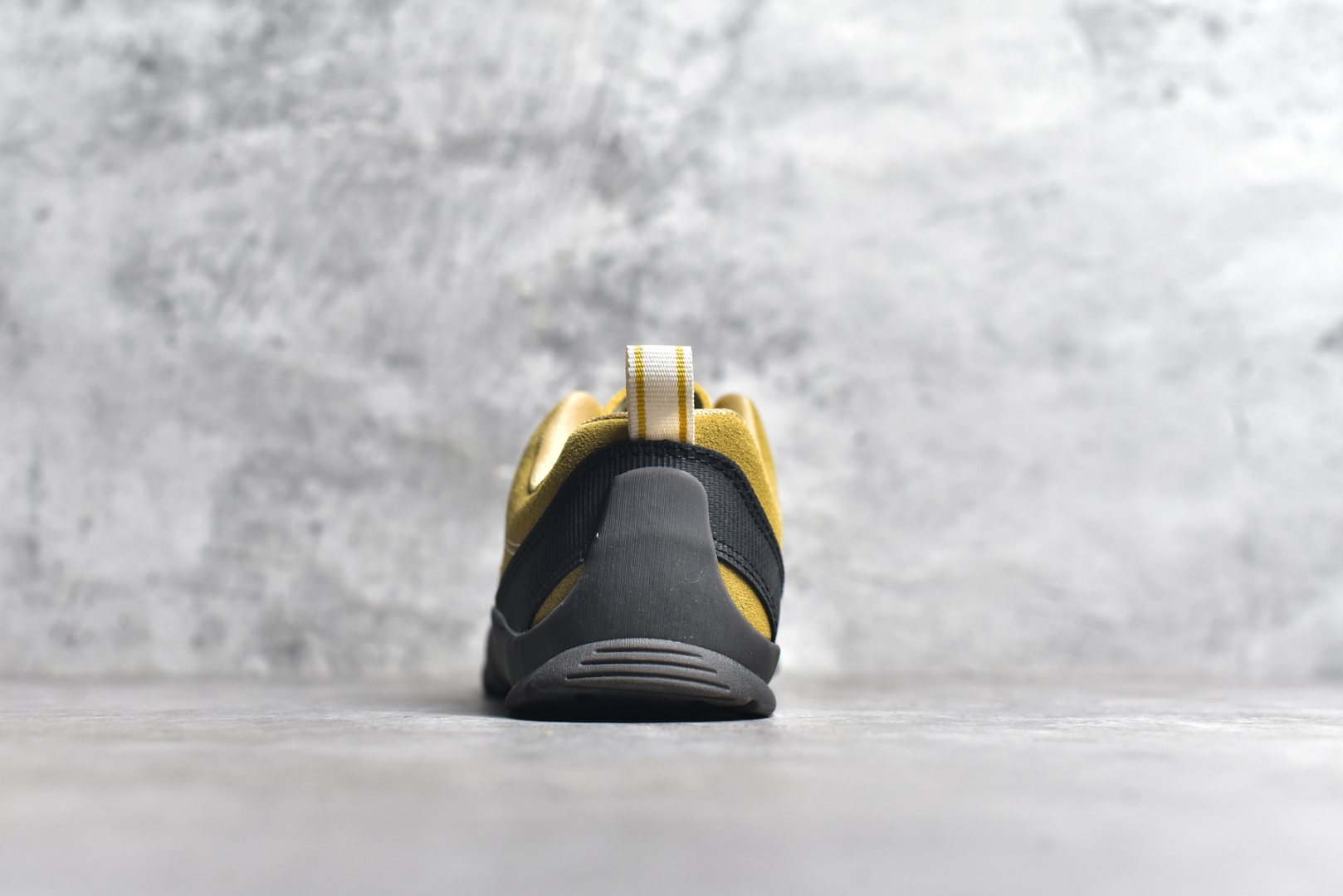 图片[5]-#Keen Jasper Rocks SP 美国人气户外品牌-科恩贾斯珀都市系列复古低帮系带户外风露营徒步登山运动训练鞋 原楦型开发纸版 采用固色翻毛皮鞋面材质 内嵌高密度EVA发泡缓震脚垫 外置一体式包裹防滑防剐蹭耐磨橡胶大底 向经典的90年代致敬 山系神级鞋履 尺码：35 36 37 38 39 40 41 42 43 44-选品中心