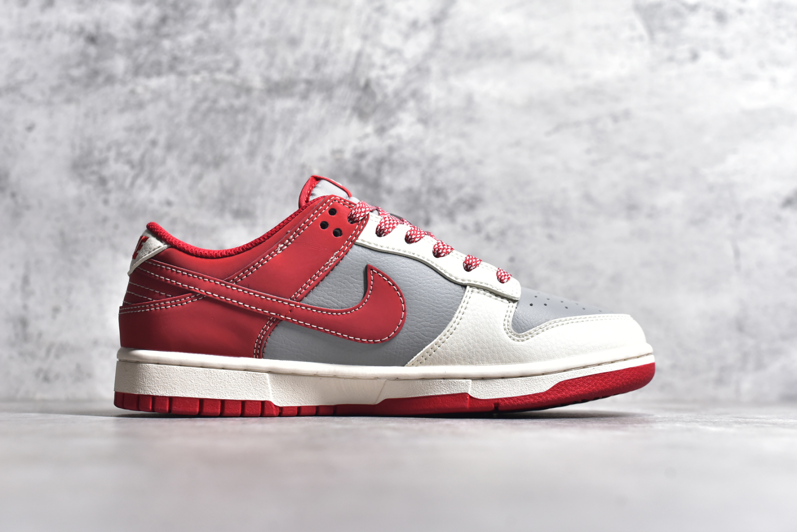 图片[3]-#NK SB Dunk Low 猿人头联名 纯原大厂出品 极力推荐 原装头层材料 独家版型蒸餾加工 帶來的是更好的视觉和脚感体验 大厂纯原品质出货 清洁度 电绣工艺 皮料切割干净无任何毛边 细节完美 货号： BB8969 0082722 尺码：36 36.5 37.5 38 38.5 39 40 40.5 41 42 42.5 43 44 44.5 45-选品中心