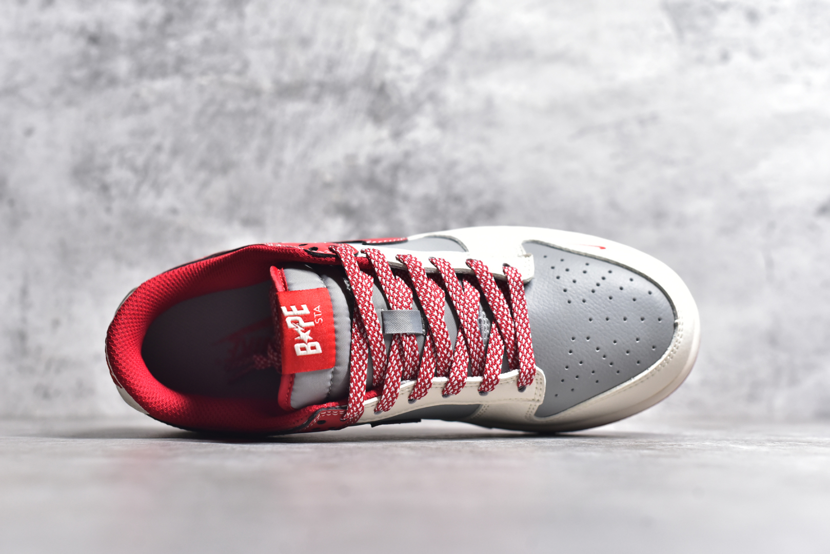 图片[4]-#NK SB Dunk Low 猿人头联名 纯原大厂出品 极力推荐 原装头层材料 独家版型蒸餾加工 帶來的是更好的视觉和脚感体验 大厂纯原品质出货 清洁度 电绣工艺 皮料切割干净无任何毛边 细节完美 货号： BB8969 0082722 尺码：36 36.5 37.5 38 38.5 39 40 40.5 41 42 42.5 43 44 44.5 45-选品中心