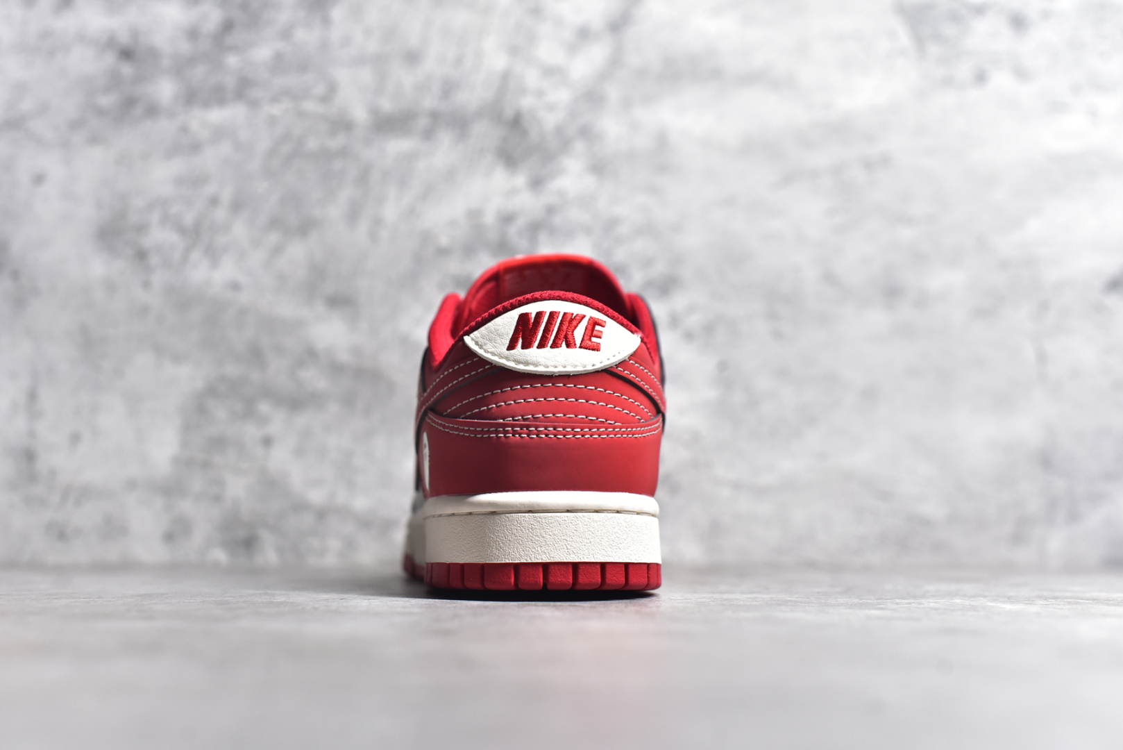 图片[5]-#NK SB Dunk Low 猿人头联名 纯原大厂出品 极力推荐 原装头层材料 独家版型蒸餾加工 帶來的是更好的视觉和脚感体验 大厂纯原品质出货 清洁度 电绣工艺 皮料切割干净无任何毛边 细节完美 货号： BB8969 0082722 尺码：36 36.5 37.5 38 38.5 39 40 40.5 41 42 42.5 43 44 44.5 45-选品中心