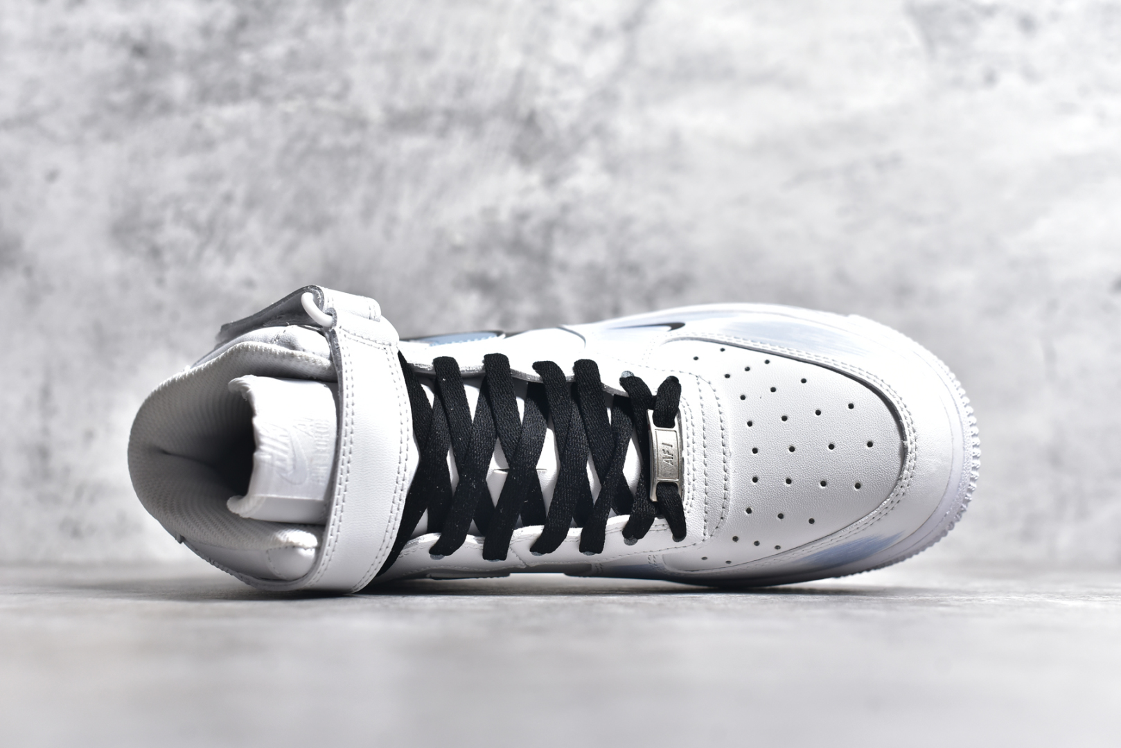 图片[4]-#NK Air Force 1\’07 Mid 断勾 喷绘 二次元主题 空军一号中帮休闲板鞋 ZH0316-056 #定制皮料 原厂3D打印 定制鞋盒 原楦原纸板 纯正空军版型 内置全掌气垫 尺码：36 36.5 37.5 38 38.5 39 40 40.5 41 42 42.5 43 44 44.5 45-选品中心