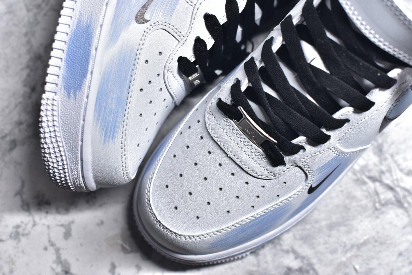 图片[8]-#NK Air Force 1\’07 Mid 断勾 喷绘 二次元主题 空军一号中帮休闲板鞋 ZH0316-056 #定制皮料 原厂3D打印 定制鞋盒 原楦原纸板 纯正空军版型 内置全掌气垫 尺码：36 36.5 37.5 38 38.5 39 40 40.5 41 42 42.5 43 44 44.5 45-选品中心