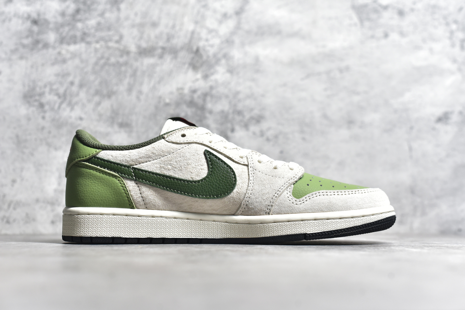 图片[3]-#TS x Air Jordan AJ1 Low 倒钩低帮联名定制配色 DM7866-075 原厂内置气垫魔块 A模大底 头层小牛皮 鞋舌AJ原厂专用牛津布+AJ专用反口珍珠布+原厂无杂质高弹内里海棉+特殊封边弹力鞋带 尺码：36 36.5 37.5 38 38.5 39 40 40.5 41 42 42.5 43 44 44.5 45 46 47.5-选品中心