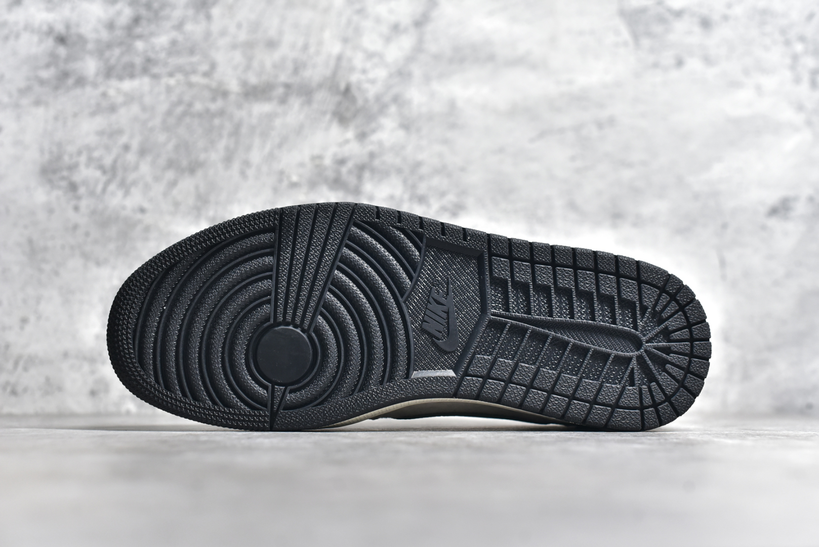 图片[6]-#TS x Air Jordan AJ1 Low 倒钩低帮联名定制配色 DM7866-075 原厂内置气垫魔块 A模大底 头层小牛皮 鞋舌AJ原厂专用牛津布+AJ专用反口珍珠布+原厂无杂质高弹内里海棉+特殊封边弹力鞋带 尺码：36 36.5 37.5 38 38.5 39 40 40.5 41 42 42.5 43 44 44.5 45 46 47.5-选品中心
