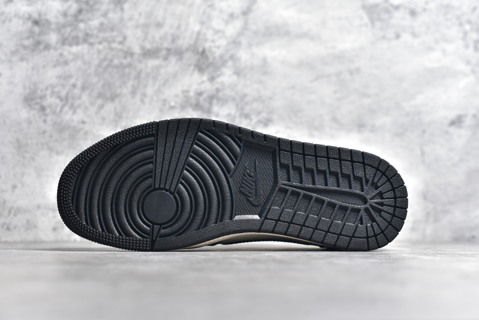 图片[6]-#TS x Air Jordan AJ1 Low 倒钩低帮联名定制配色 SJ2068-144 原厂内置气垫魔块 A模大底 头层小牛皮 鞋舌AJ原厂专用牛津布+AJ专用反口珍珠布+原厂无杂质高弹内里海棉+特殊封边弹力鞋带 尺码：36 36.5 37.5 38 38.5 39 40 40.5 41 42 42.5 43 44 44.5 45 46 47.5-选品中心