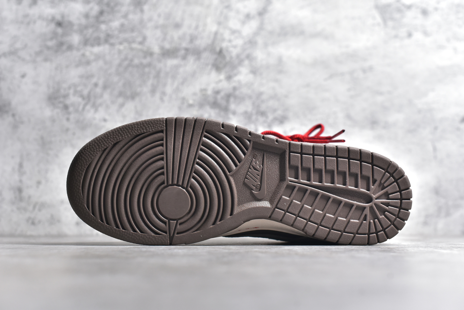 图片[6]-#NK SB Dunk Low Supreme联名蛇年限定 鹿褐猪八 周年高端定制 低帮休闲板鞋 AG3702-851 #定制鞋盒 大厂纯原品质出货 超高清洁度 皮料切割干净无任何毛边 细节完美 尺码：36 36.5 37.5 38 38.5 39 40 40.5 41 42 42.5 43 44 44.5 45-选品中心