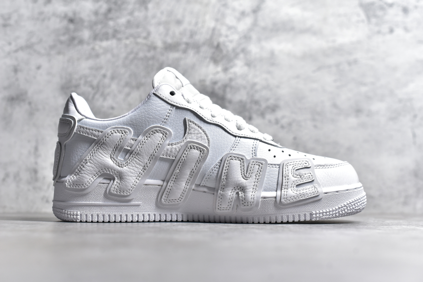 图片[3]-#纯原 CPFM x NK Air Force 1 Low 空军一号系列低帮 经典百搭休闲运动板鞋“联名放大补丁字母”近日，A$AP Bari 在其官方社交媒体上预告了 Cactus Plant Flea Market 货号：FQ7069-100 尺码：36 36.5 37.5 38 38.5 39 40 40.5 41 42 42.5 43 44 44.5 45 46 47.5-选品中心