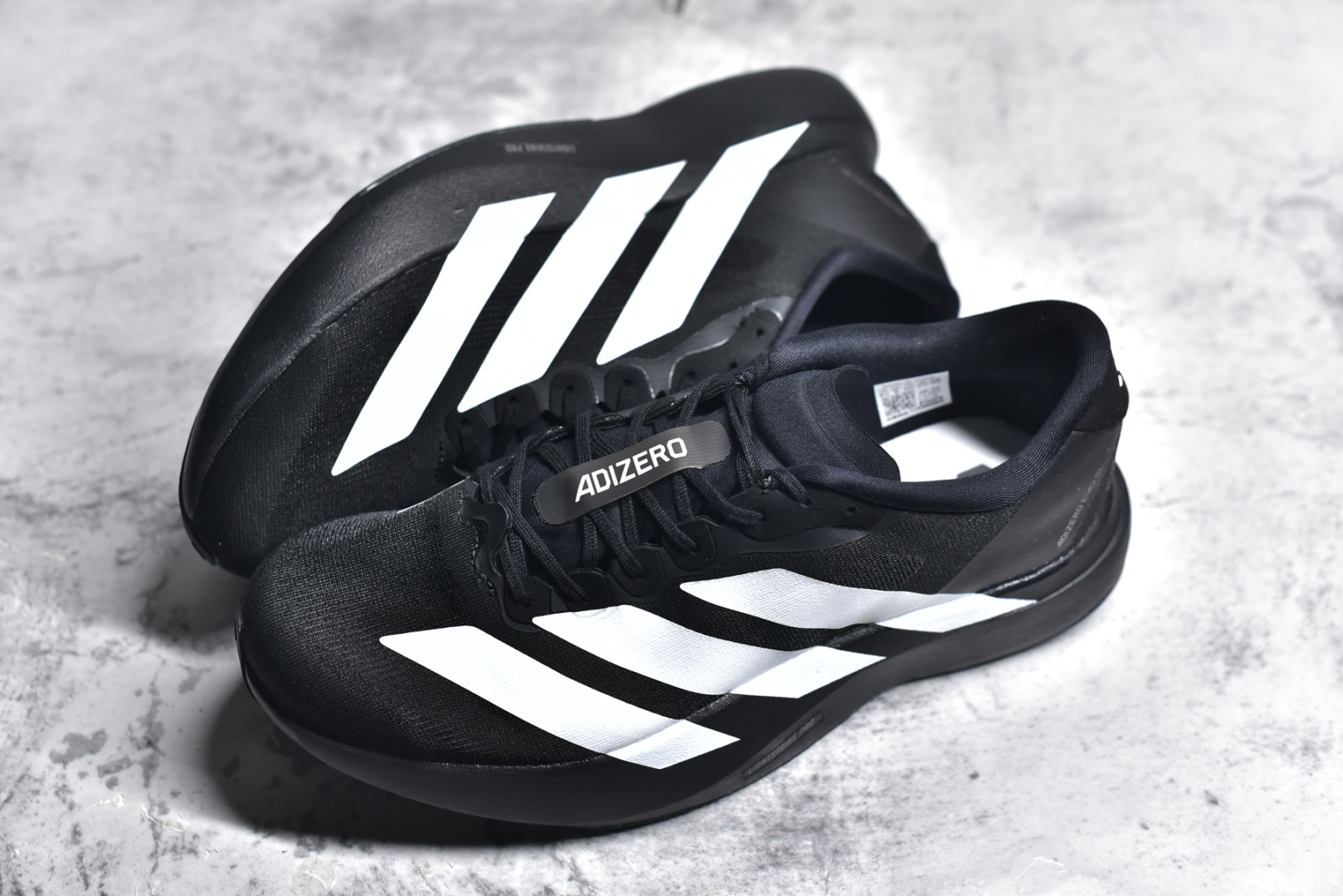 图片[7]-#AD Adizero Evo SL JH6206 阿迪超轻透气缓震跑鞋 #以令人难以置信的138克重量，刷新了跑鞋轻量化的记录，阿迪在材料科学和工艺技术上的深厚积累。 #全新鞋款采用Lightweight Upper材料，让穿着者几乎能够体验到一种\”裸足\”的感觉 尺码：39 40 40.5 41 42 42.5 43 44 44.5 45-选品中心