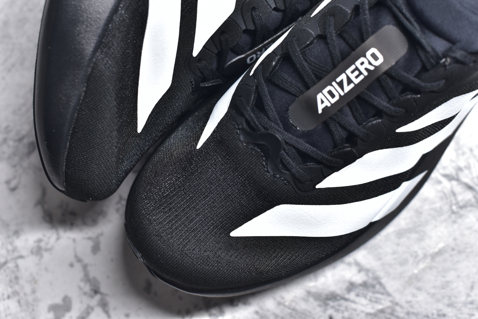 图片[8]-#AD Adizero Evo SL JH6206 阿迪超轻透气缓震跑鞋 #以令人难以置信的138克重量，刷新了跑鞋轻量化的记录，阿迪在材料科学和工艺技术上的深厚积累。 #全新鞋款采用Lightweight Upper材料，让穿着者几乎能够体验到一种\”裸足\”的感觉 尺码：39 40 40.5 41 42 42.5 43 44 44.5 45-选品中心