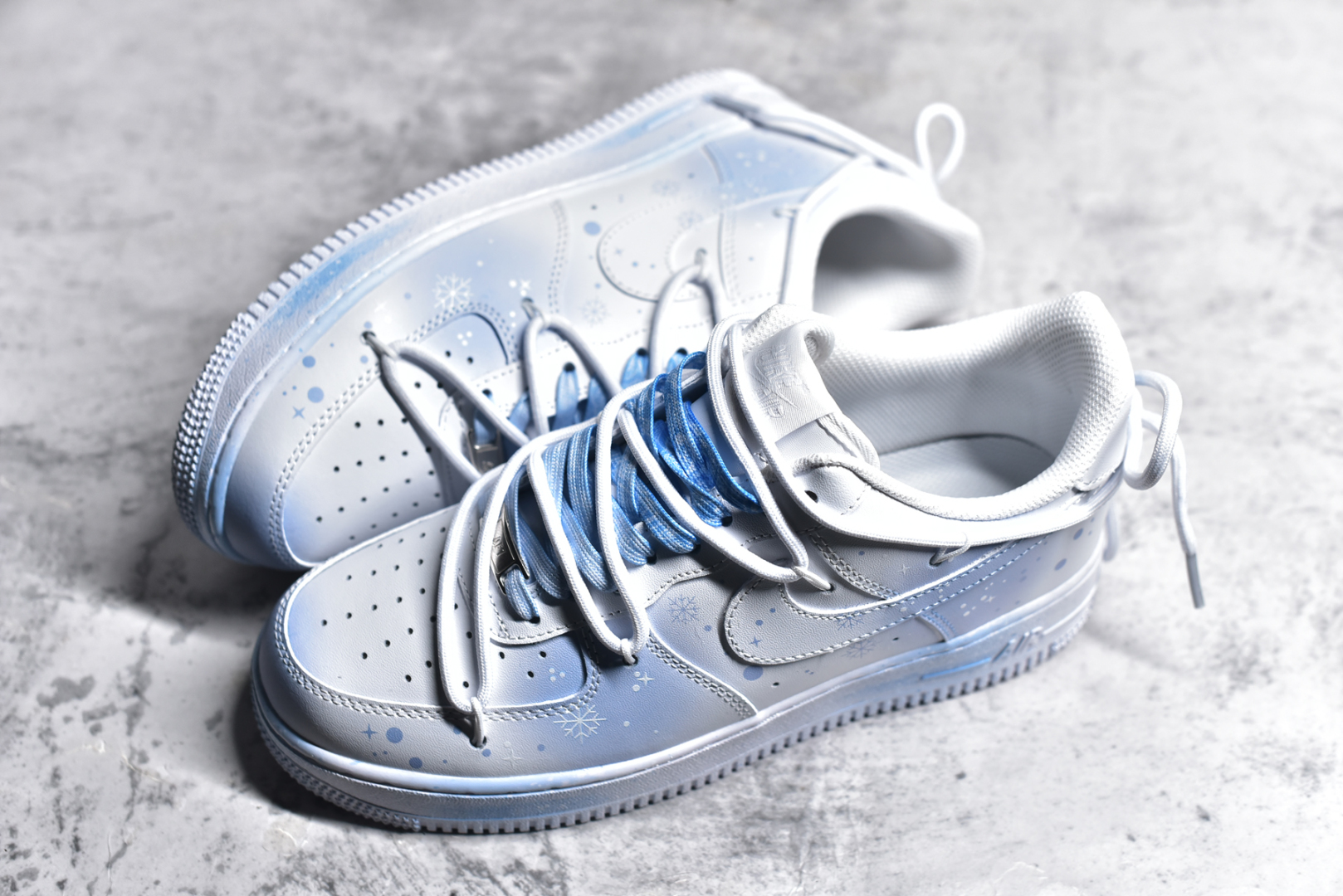 图片[7]-#NK Air Force 1\’07 Low 雪花扎染 空军一号绑带低帮休闲板鞋 ZH0316-057 #定制皮料 原厂3D打印 定制鞋盒 原楦原纸板 纯正空军版型 内置全掌气垫 尺码：36 36.5 37.5 38 38.5 39 40 40.5 41 42 42.5 43 44 44.5 45-选品中心