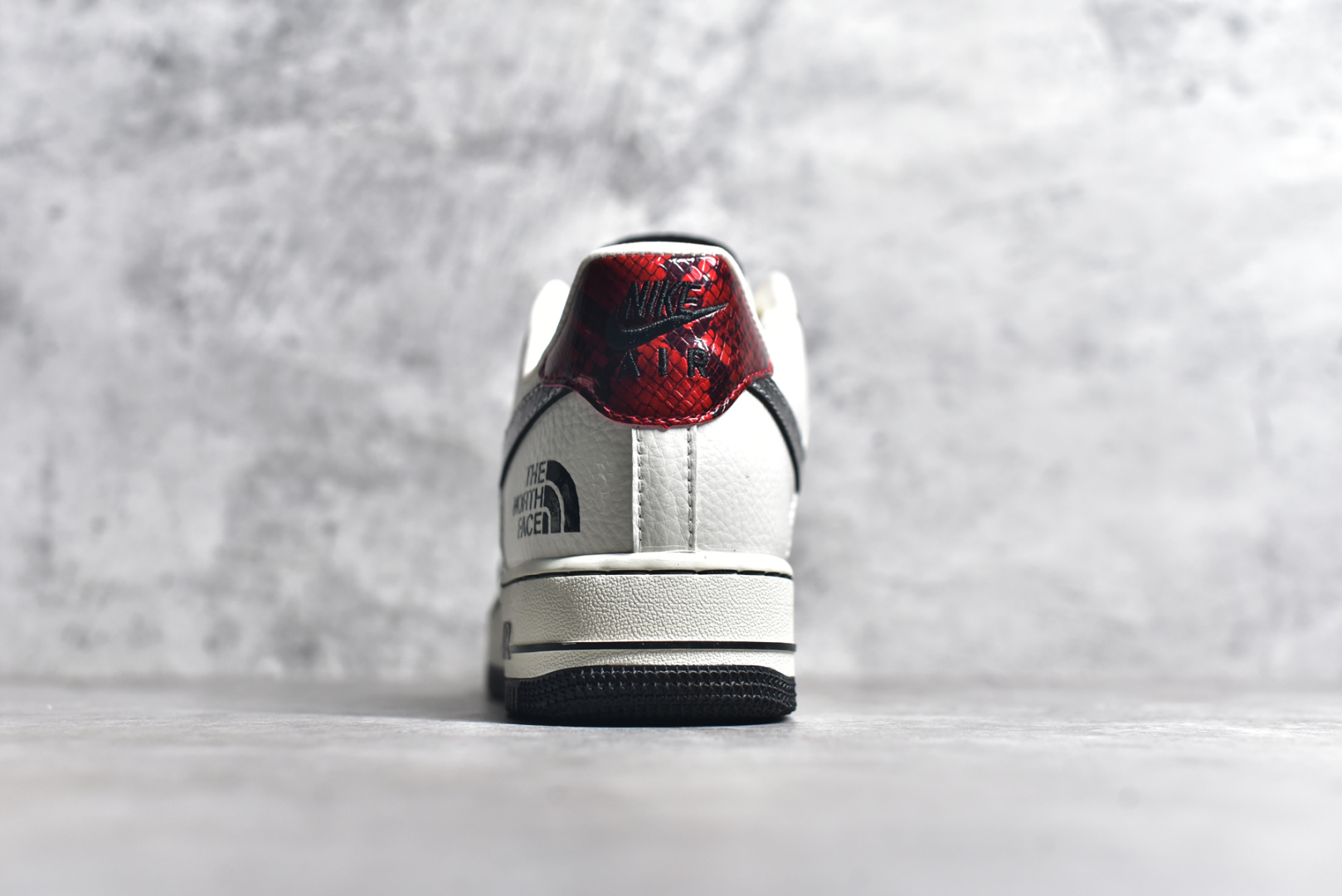 图片[5]-#NK Air Force 1\’07 Low 北面联名蛇年限定 银蛇 空军一号低帮休闲板鞋 CH6336-521 #原楦头原纸板 原装鞋盒 定制五金配件 内置全掌气垫 原厂鞋底 尺码：36 36.5 37.5 38 38.5 39 40 40.5 41 42 42.5 43 44 44.5 45-选品中心