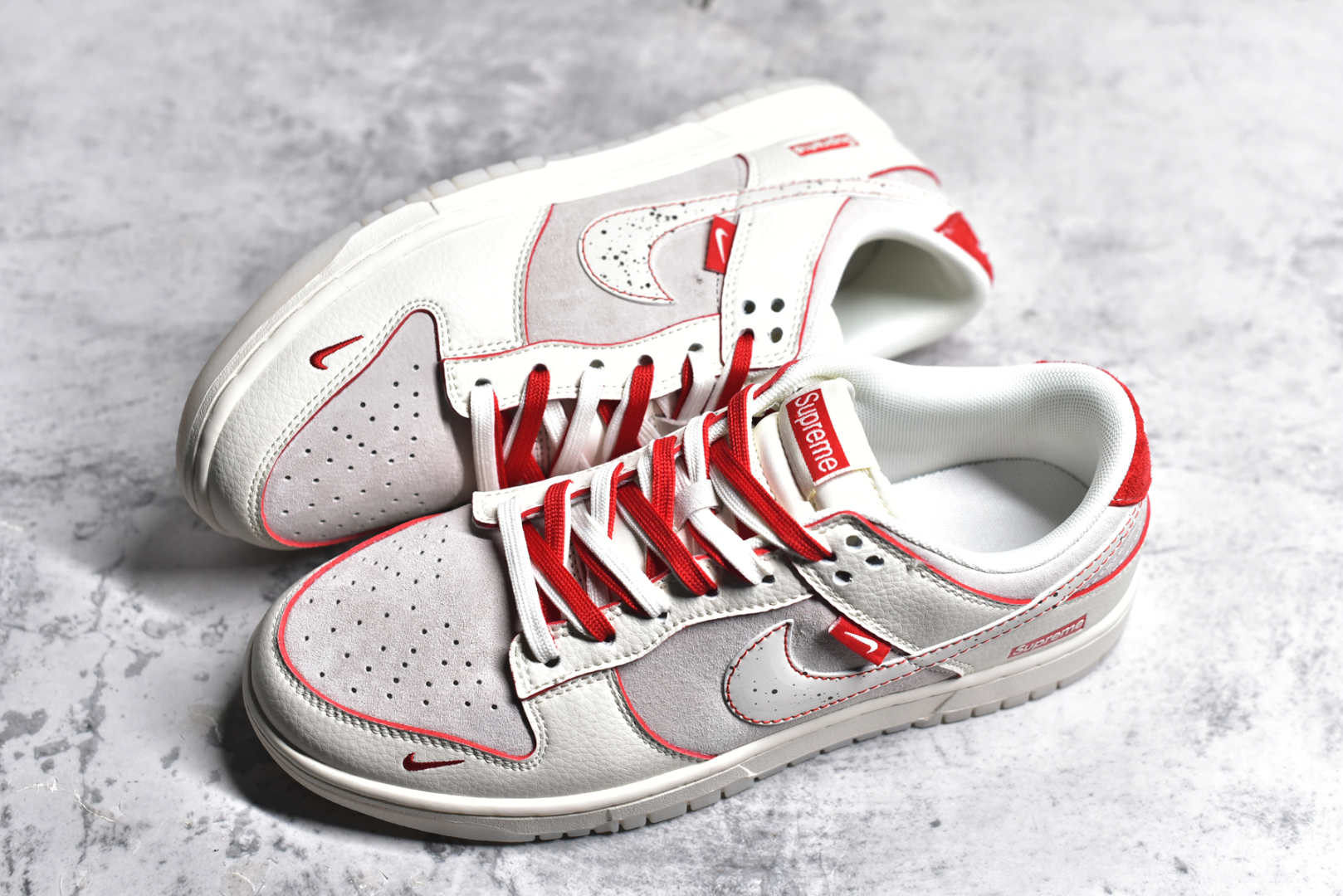 图片[7]-#Nk SB Dunk Low Sup联名 猪八白勾 周年高端定制 低帮休闲板鞋 DM6868-033 #定制鞋盒 大厂纯原品质出货 超高清洁度 皮料切割干净无任何毛边 细节完美 尺码：36 36.5 37.5 38 38.5 39 40 40.5 41 42 42.5 43 44 44.5 45-选品中心