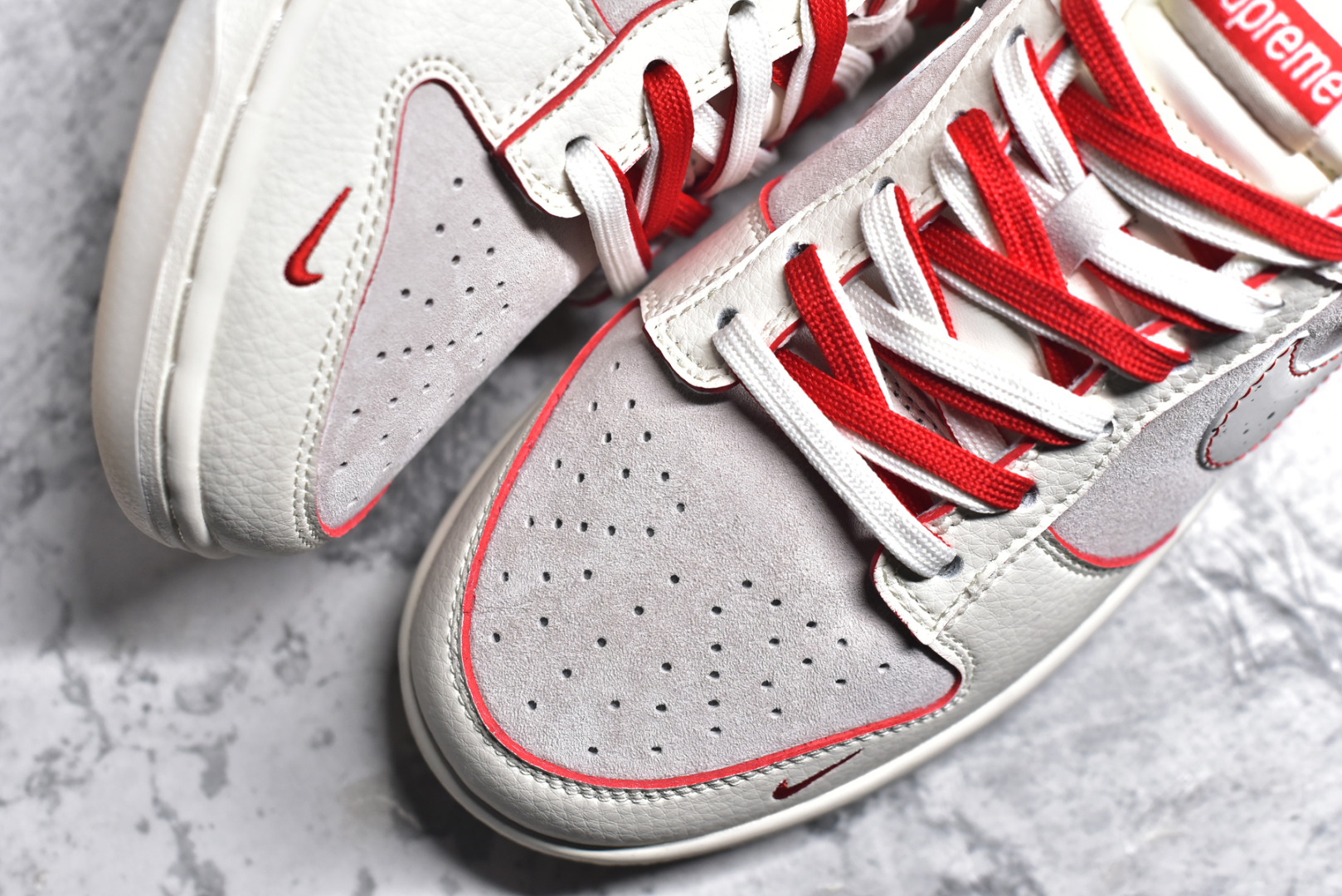 图片[8]-#Nk SB Dunk Low Sup联名 猪八白勾 周年高端定制 低帮休闲板鞋 DM6868-033 #定制鞋盒 大厂纯原品质出货 超高清洁度 皮料切割干净无任何毛边 细节完美 尺码：36 36.5 37.5 38 38.5 39 40 40.5 41 42 42.5 43 44 44.5 45-选品中心