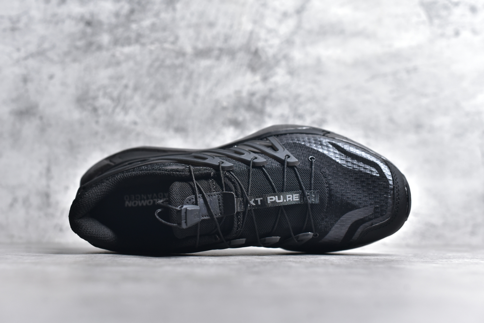 图片[4]-#SALOMON XT PU.RE ADVANCED 萨洛蒙潮流越野机能户外功能鞋 纯原外贸平台特供订单 耗时半年巨作 全套原纸板楦头开发 原厂特供网布配套加持 确保原汁原味 完美呈现版型 原档数据独家私模五层组合大底 男女鞋同步官方开发至46.5 原装Ortholite轻量化鞋垫 中底布带钢印编号 原厂TPU锁扣 进口港宝加持 后跟自然饱满 还原公司包裹性 基于 SALOMON 初代 XT 鞋身造型并搭载 4D ADVANCED CHASSIS™ 大底打造而成 为这款 XT-QUEST 带来了多项足部控制与保护等功能性 如在运动过程中控制左右晃动的过程而提高稳定性、改善长途越野过程中足中到足尖的过渡、提高感知岩石的精确度以抵抗尖锐物体对脚底的伤害以及采用动态缓冲来增强穿着舒适感 从而减轻疲劳感 使 XT-QUEST 成为一双舒适且安全的户外之履 尺码：36 36.5 37.5 38 38.5 39 40 40.5 41 42 42.5 43 44 44.5 45 46 46.5-选品中心