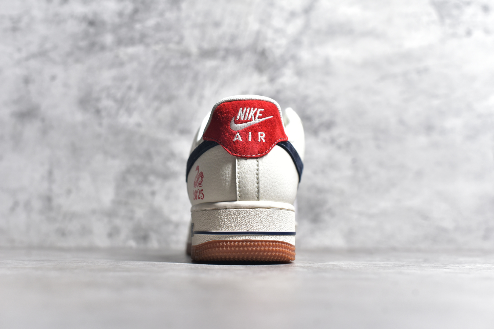 图片[5]-#NK Air Force 1\’07 Low 斯图西联名蛇年限定 小红蛇 空军一号低帮休闲板鞋 XS1958-502 #原楦头原纸板 原装鞋盒 定制五金配件 内置全掌气垫 原厂鞋底 尺码：36 36.5 37.5 38 38.5 39 40 40.5 41 42 42.5 43 44 44.5 45-选品中心
