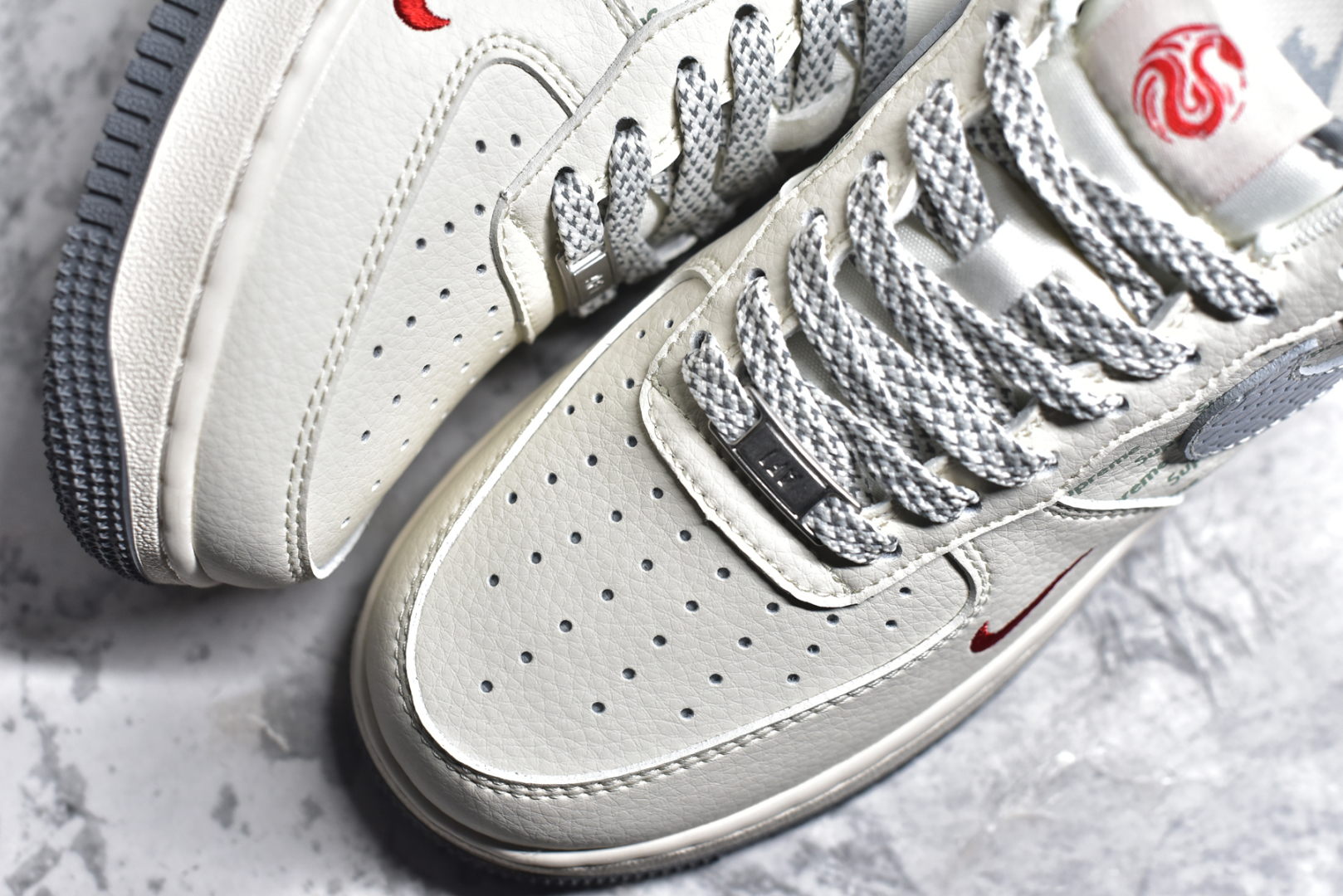 图片[8]-#NK Air Force 1\’07 Low Sup联名蛇年限定 银蛇纹勾 空军一号低帮休闲板鞋 XS1958-503 #原楦头原纸板 原装鞋盒 定制五金配件 内置全掌气垫 原厂鞋底 尺码：36 36.5 37.5 38 38.5 39 40 40.5 41 42 42.5 43 44 44.5 45-选品中心