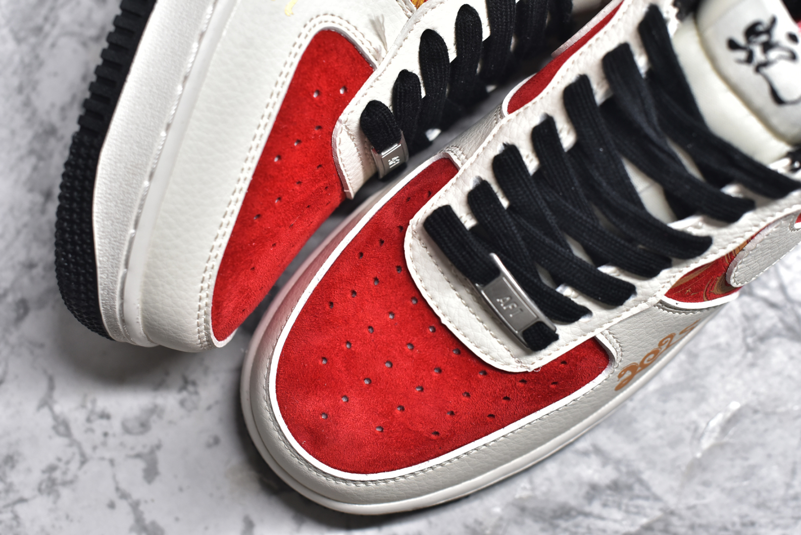 图片[8]-#NK Air Force 1 Low 07 x The North Face 蛇年限定 白红 原楦头原纸板 打造纯正低帮空军版型 专注外贸渠道 全掌内置蜂窝气垫 原盒配件 原厂中底钢印、拉帮完美 货号：DM6688 028 尺码：36 36.5 37.5 38 38.5 39 40 40.5 41 42 42.5 43 44 44.5 45-选品中心