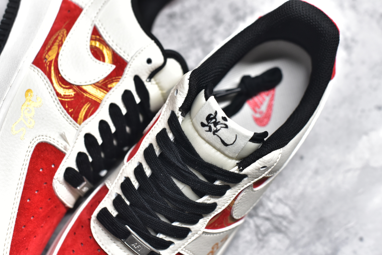 图片[9]-#NK Air Force 1 Low 07 x The North Face 蛇年限定 白红 原楦头原纸板 打造纯正低帮空军版型 专注外贸渠道 全掌内置蜂窝气垫 原盒配件 原厂中底钢印、拉帮完美 货号：DM6688 028 尺码：36 36.5 37.5 38 38.5 39 40 40.5 41 42 42.5 43 44 44.5 45-选品中心