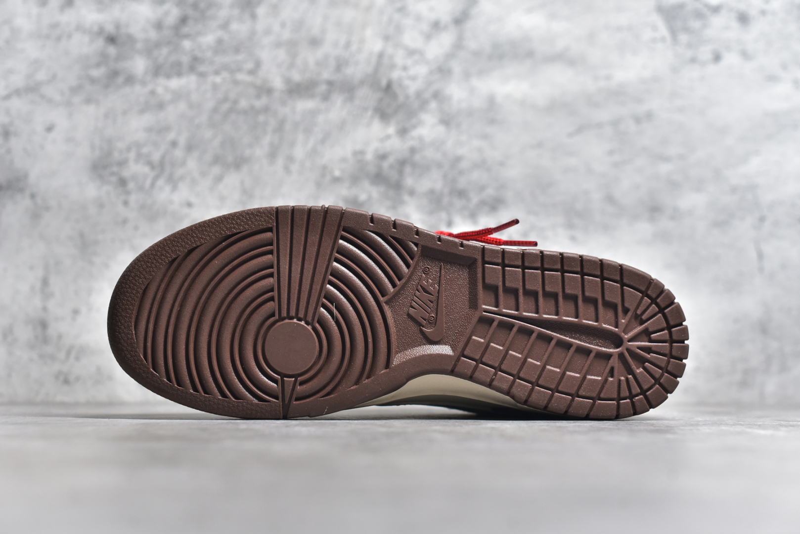 图片[6]-#NK SB Dunk Low“ 北面联名蛇年限定——米棕白蛇” 周年高端定制 低帮休闲板鞋 定制鞋盒 大厂纯原品质出货 超高清洁度 皮料切割干净无任何毛边 细节完美 货号：CH8311-234 尺码：36 36.5 37.5 38 38.5 39 40 40.5 41 42 42.5 43 44 44.5 45-选品中心
