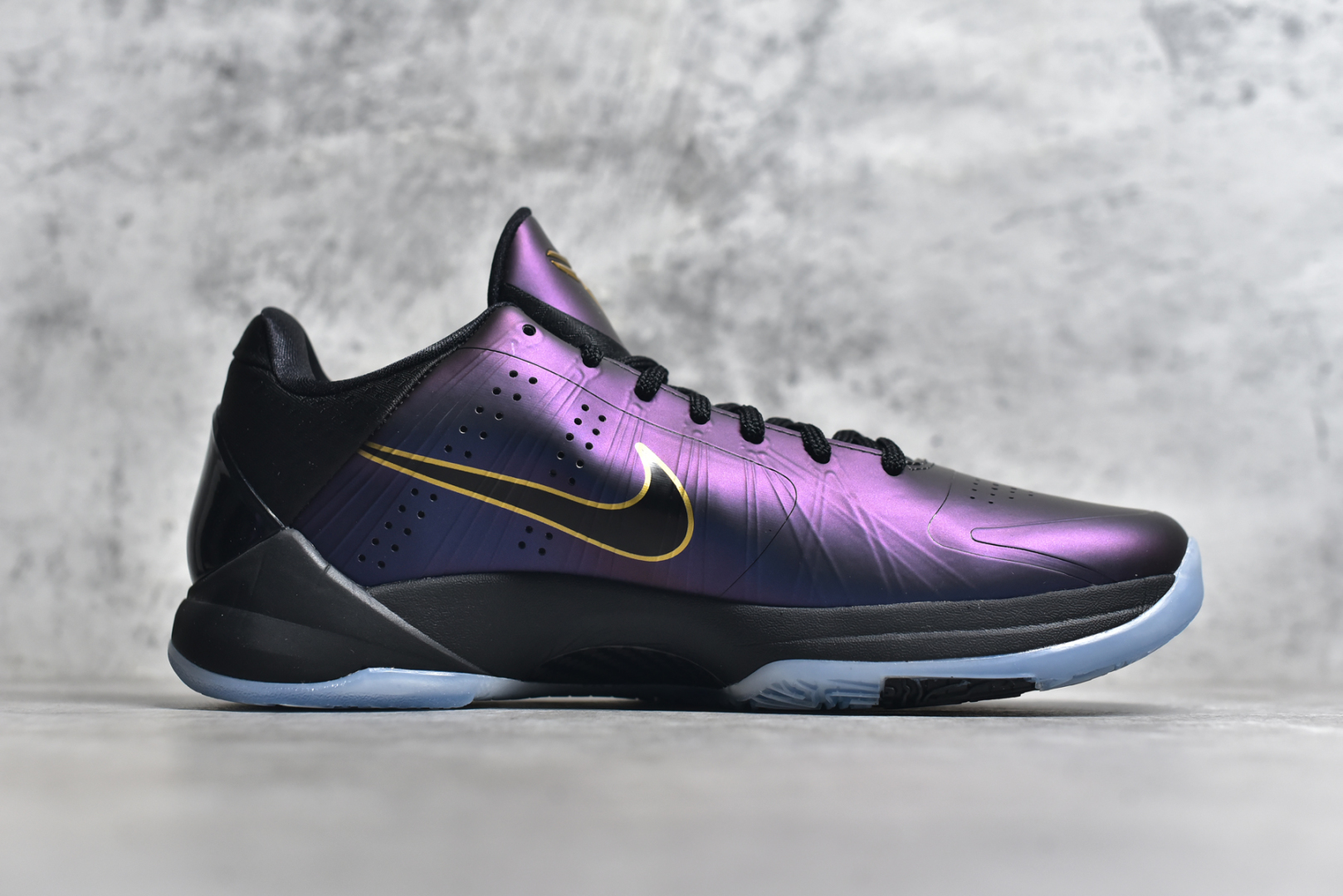 图片[3]-#NK Zoom Kobe 5 联名 科比五代 #Zoom Turbo气垫➕后掌EVA缓震 实战配置直接拉满 #原楦纸板开发 鞋身流线型、后跟塑形，区分土肥圆 #原档数据3D打印 鞋面细节匹配原版 #全身鞋材卡料色独家定制 唯一正确喷漆SWOOSH #NK专利Flyknit飞线科技，给予鞋身足够抗扭矩力 #真实底模 实战利器 专供海外市场 货号：IB4481-500 尺码：39-48-选品中心