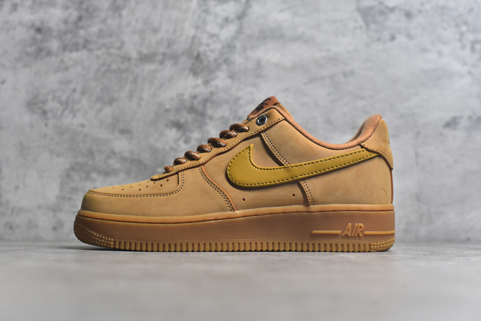 #全新耐克NK W Air Force 1 Low ’07 Low\”Wheat / Flax\”空军一号低帮经典百搭休闲运动板鞋“新麦黄棕”CJ9179-200 尺码：36 36.5 37.5 38 38.5 39 40 40.5 41 42 42.5 43 44 44.5 45-选品中心